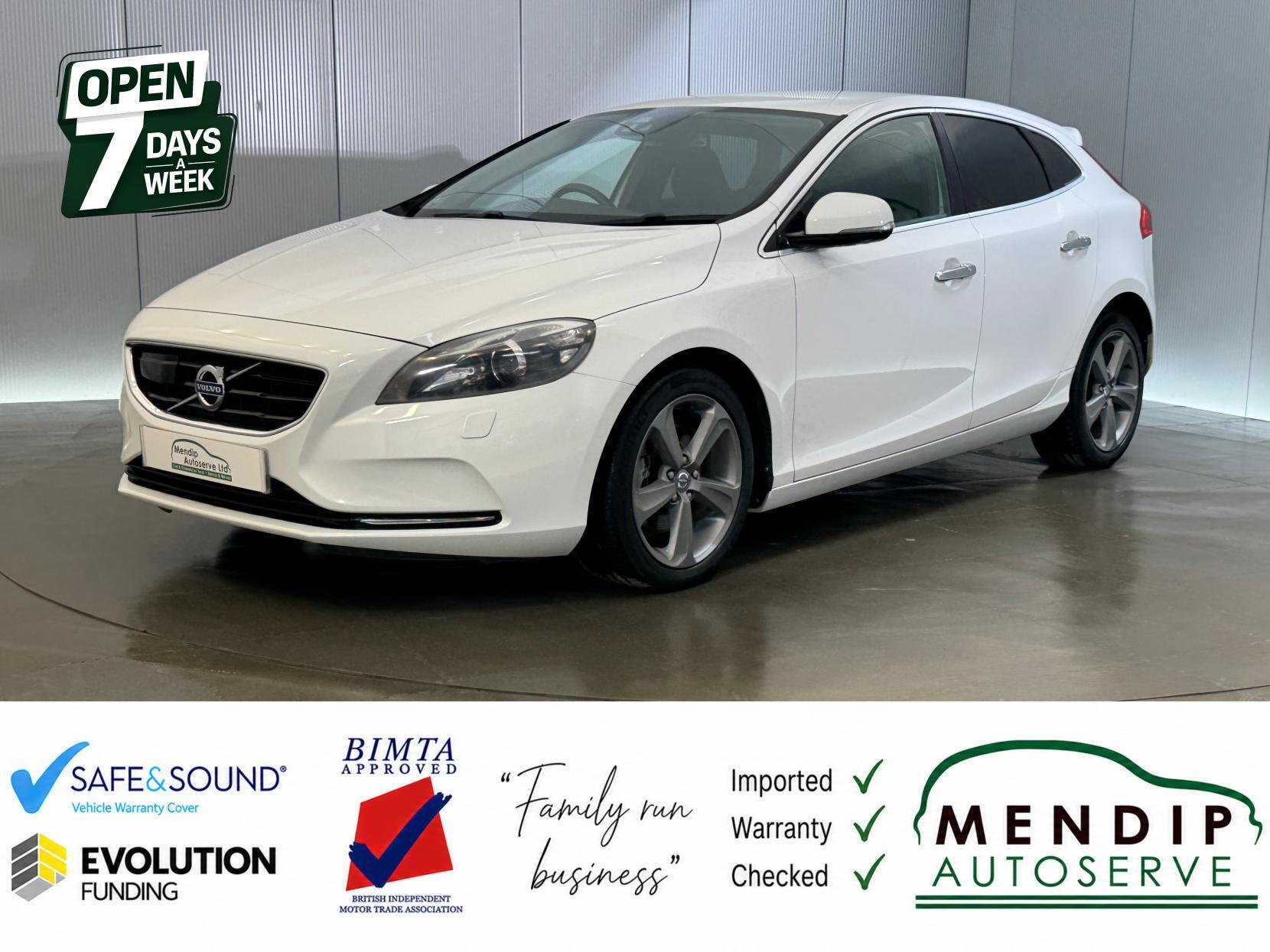 Volvo V40 main image