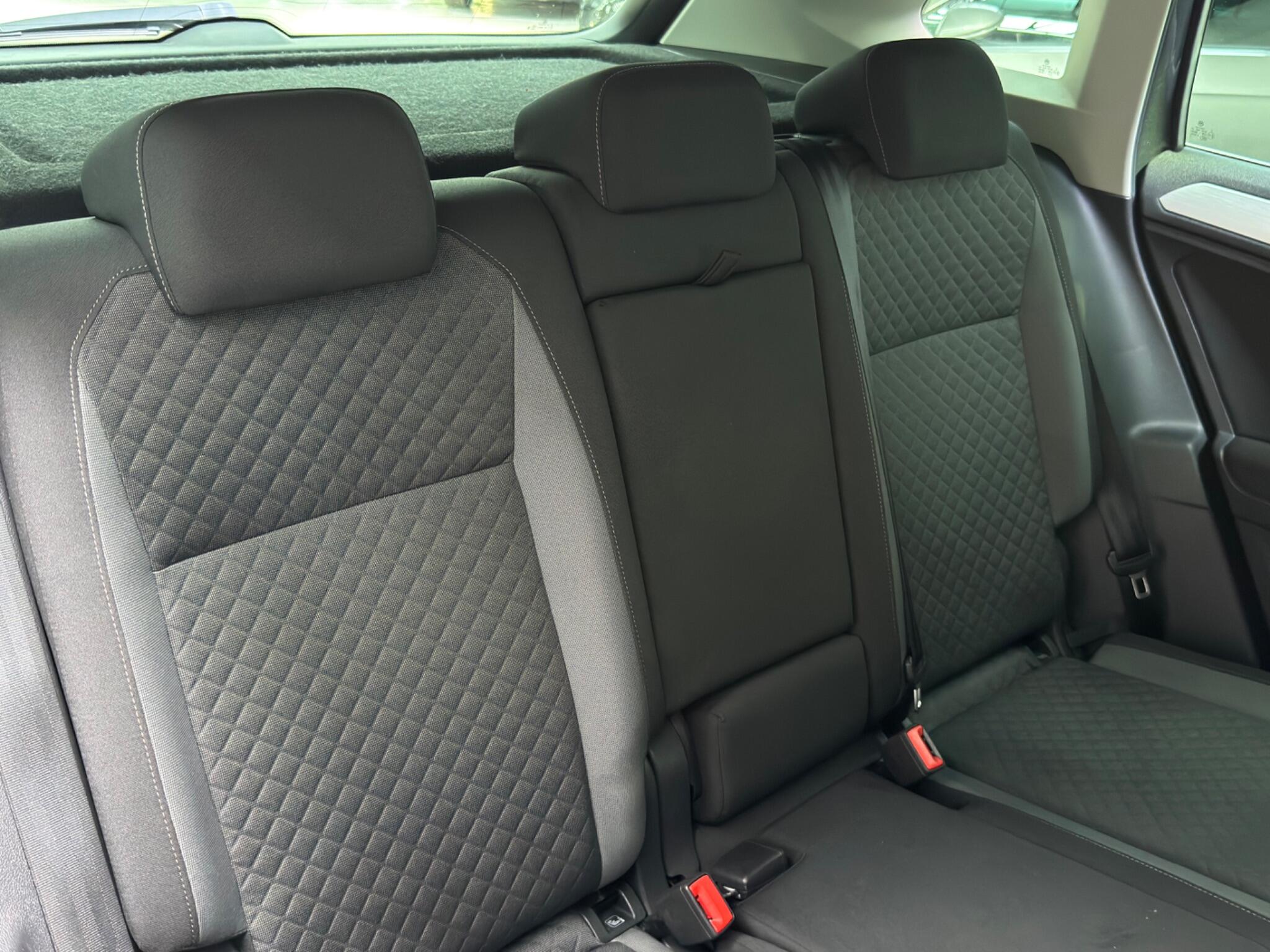 Volkswagen Tiguan view 50