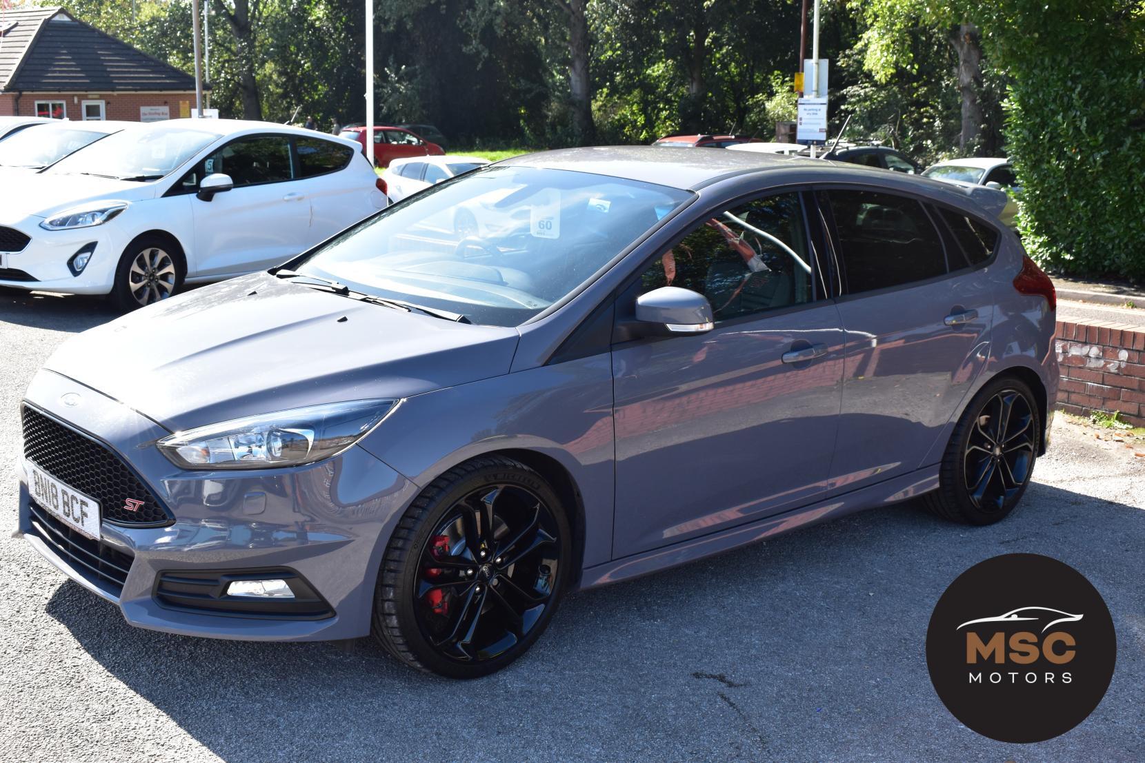 Ford Focus view 5