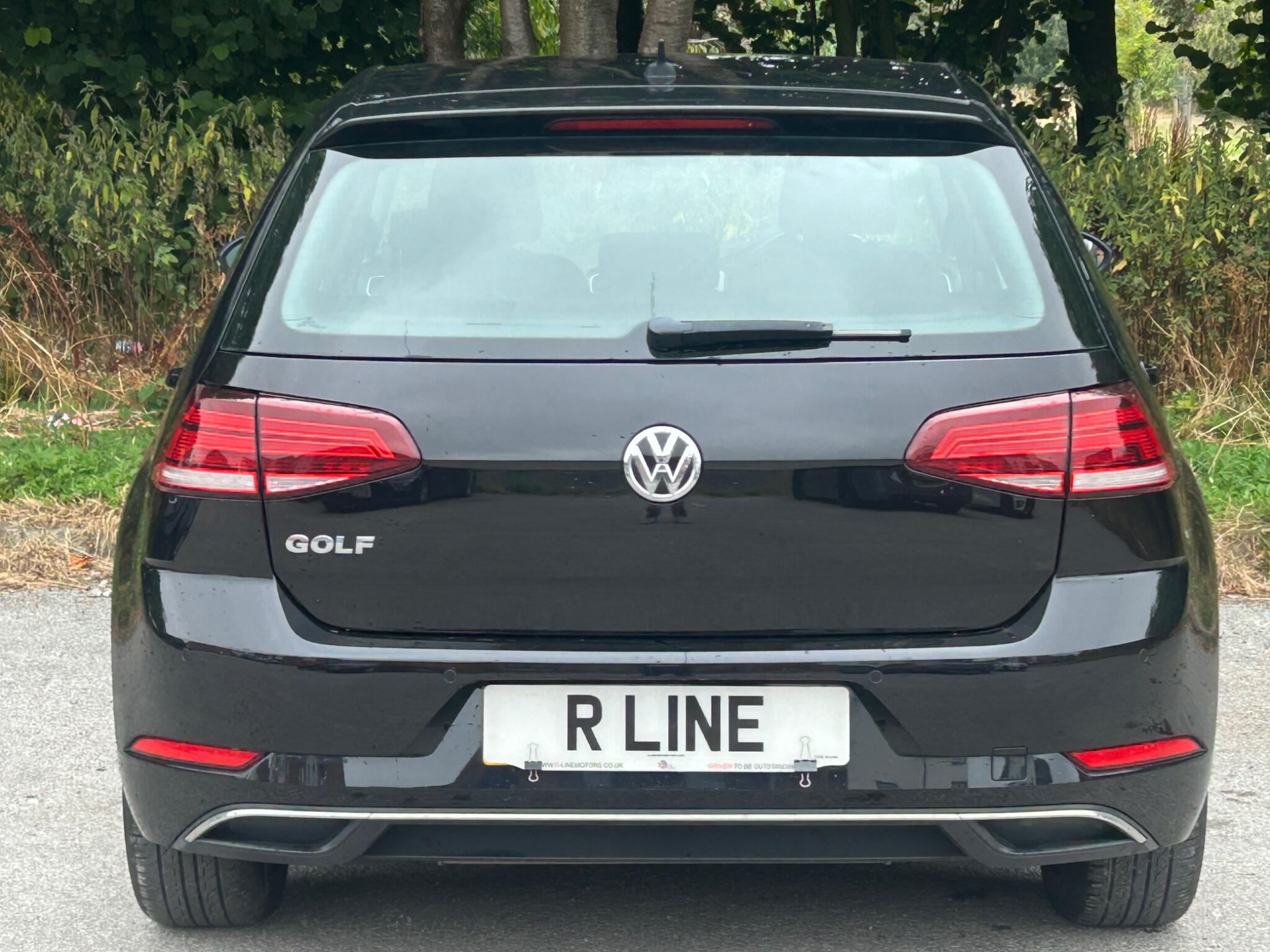 Volkswagen Golf view 10