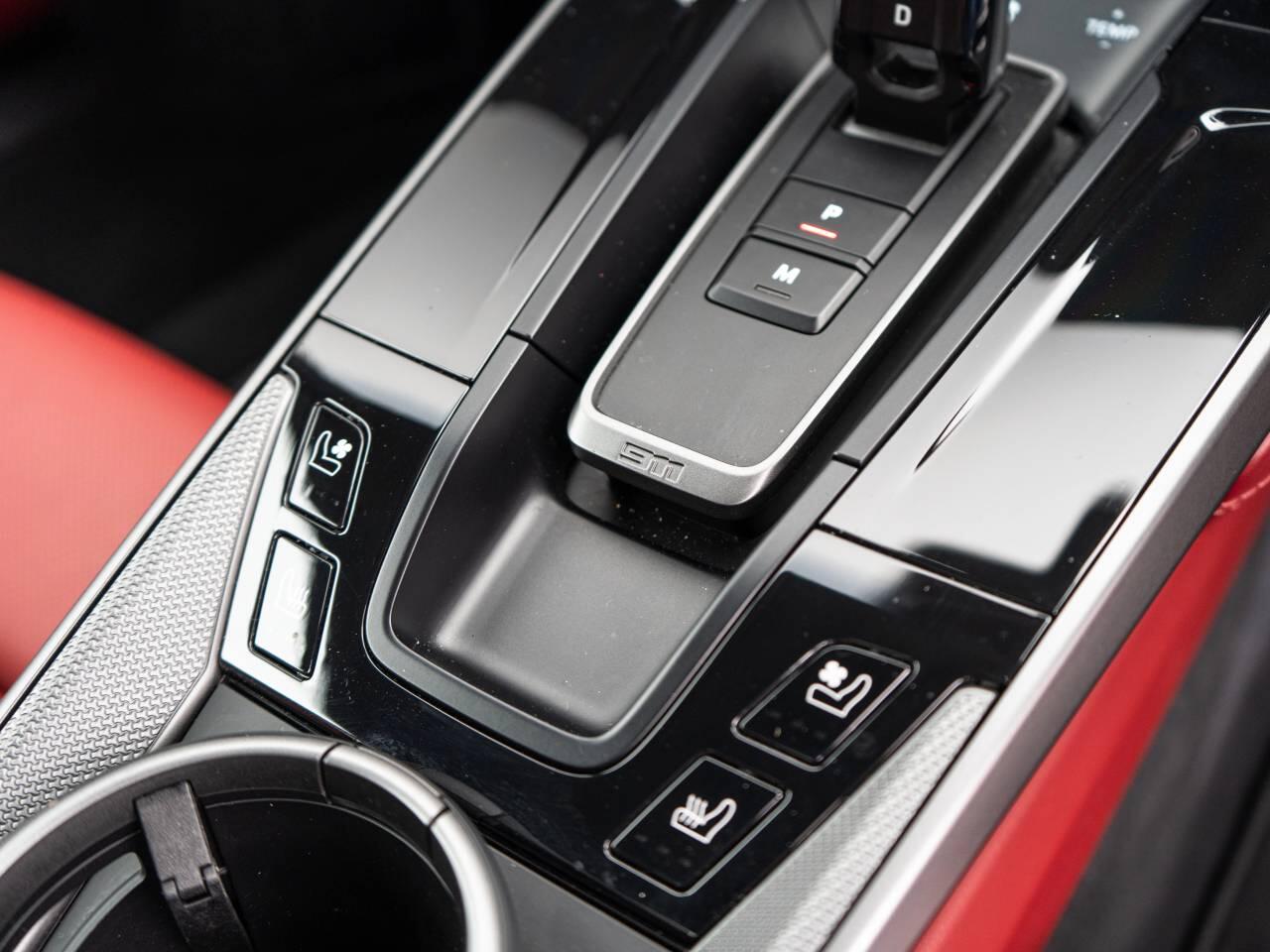 Porsche 911 view 27