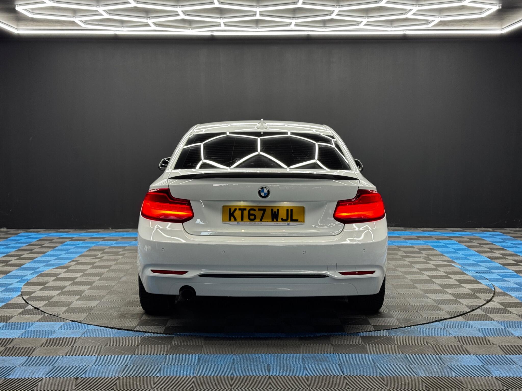 BMW 2 Series view 6