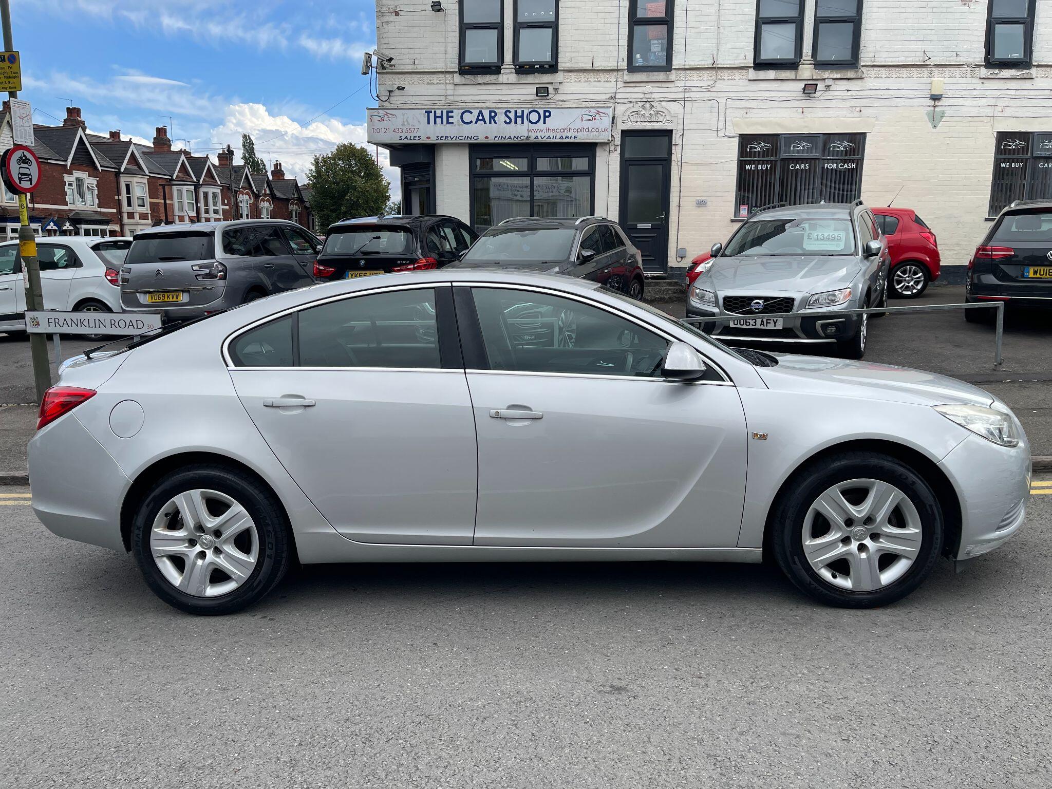 Vauxhall Insignia view 11