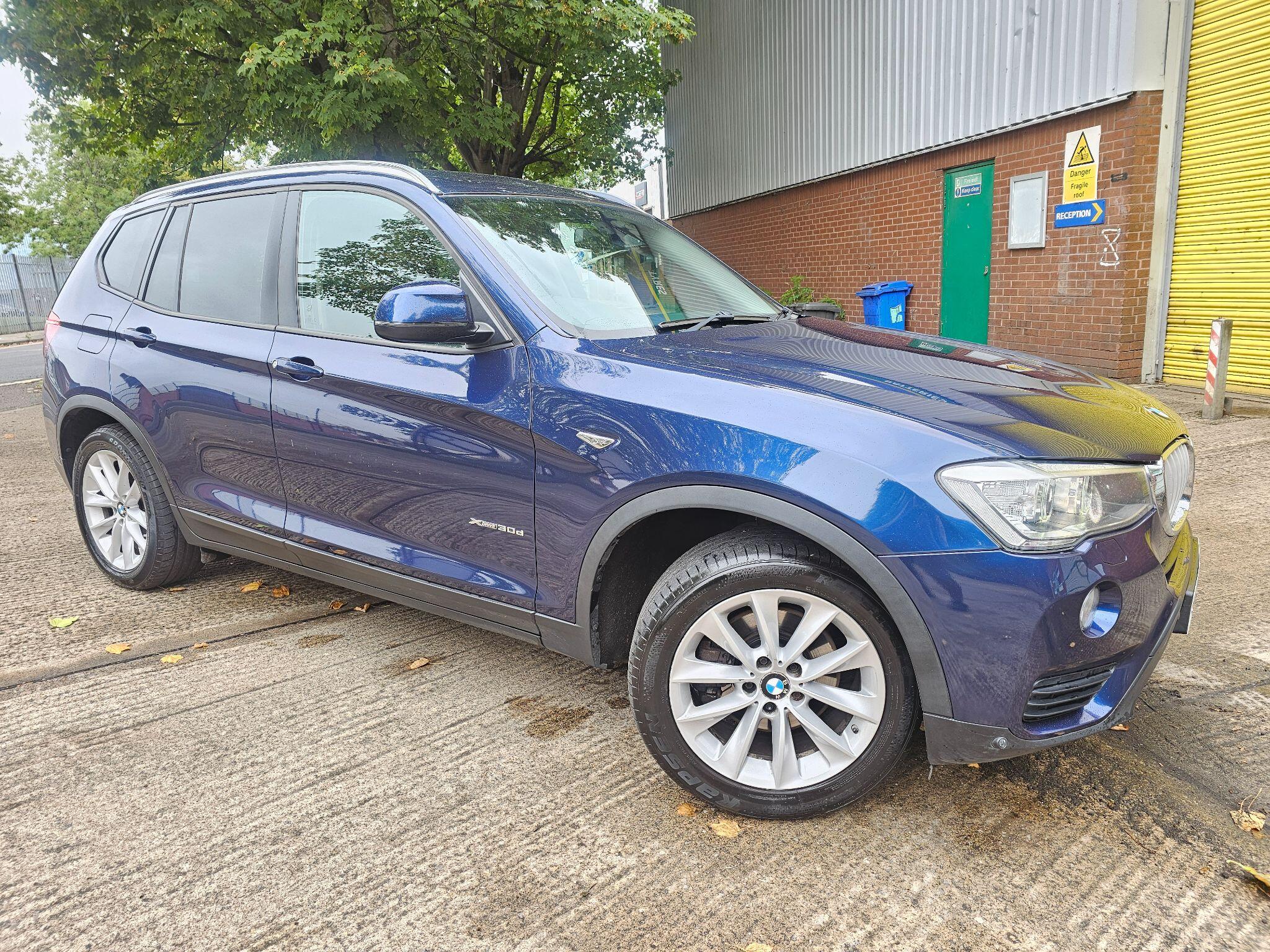 BMW X3 view 3