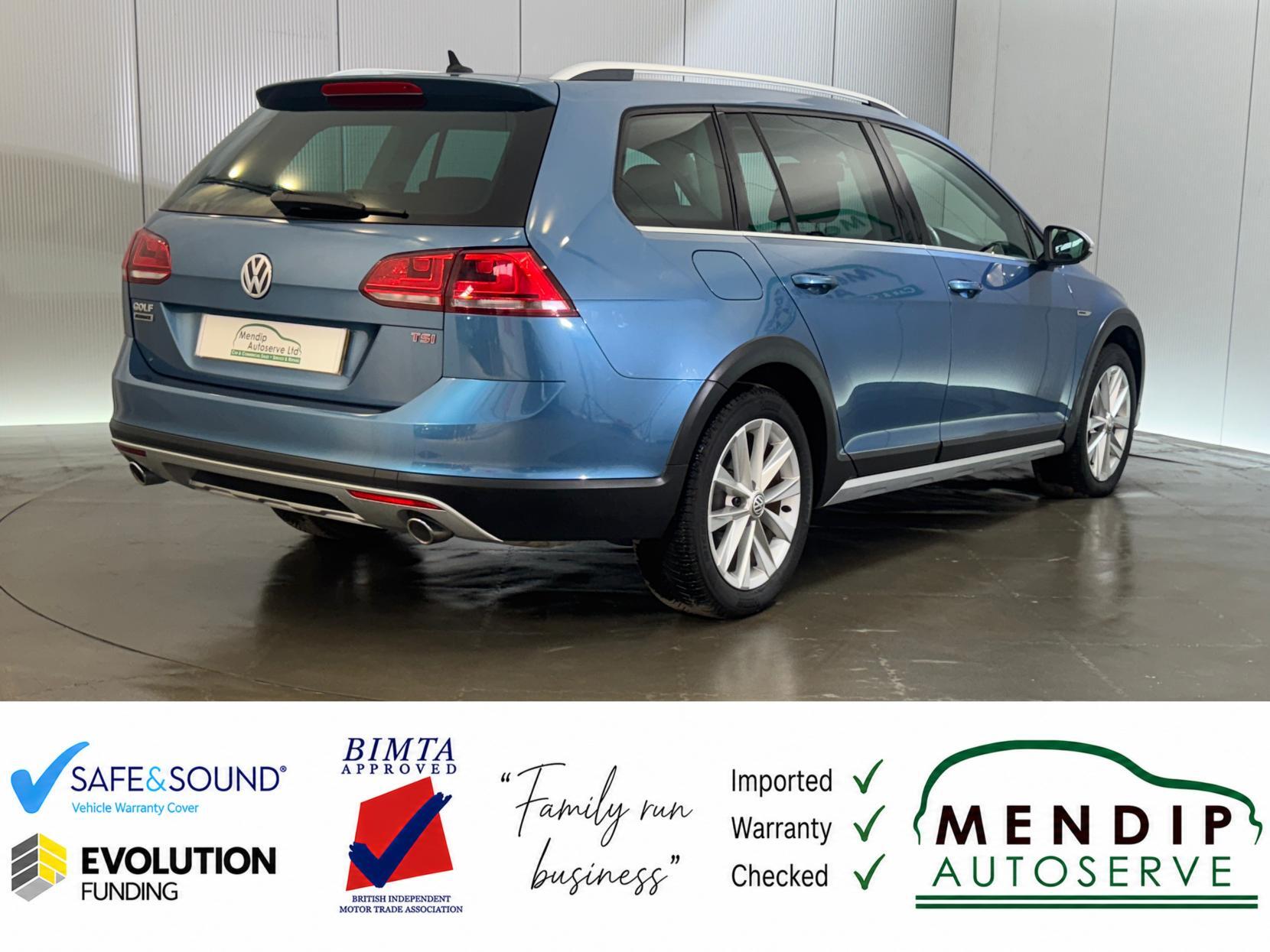 Volkswagen Golf view 23