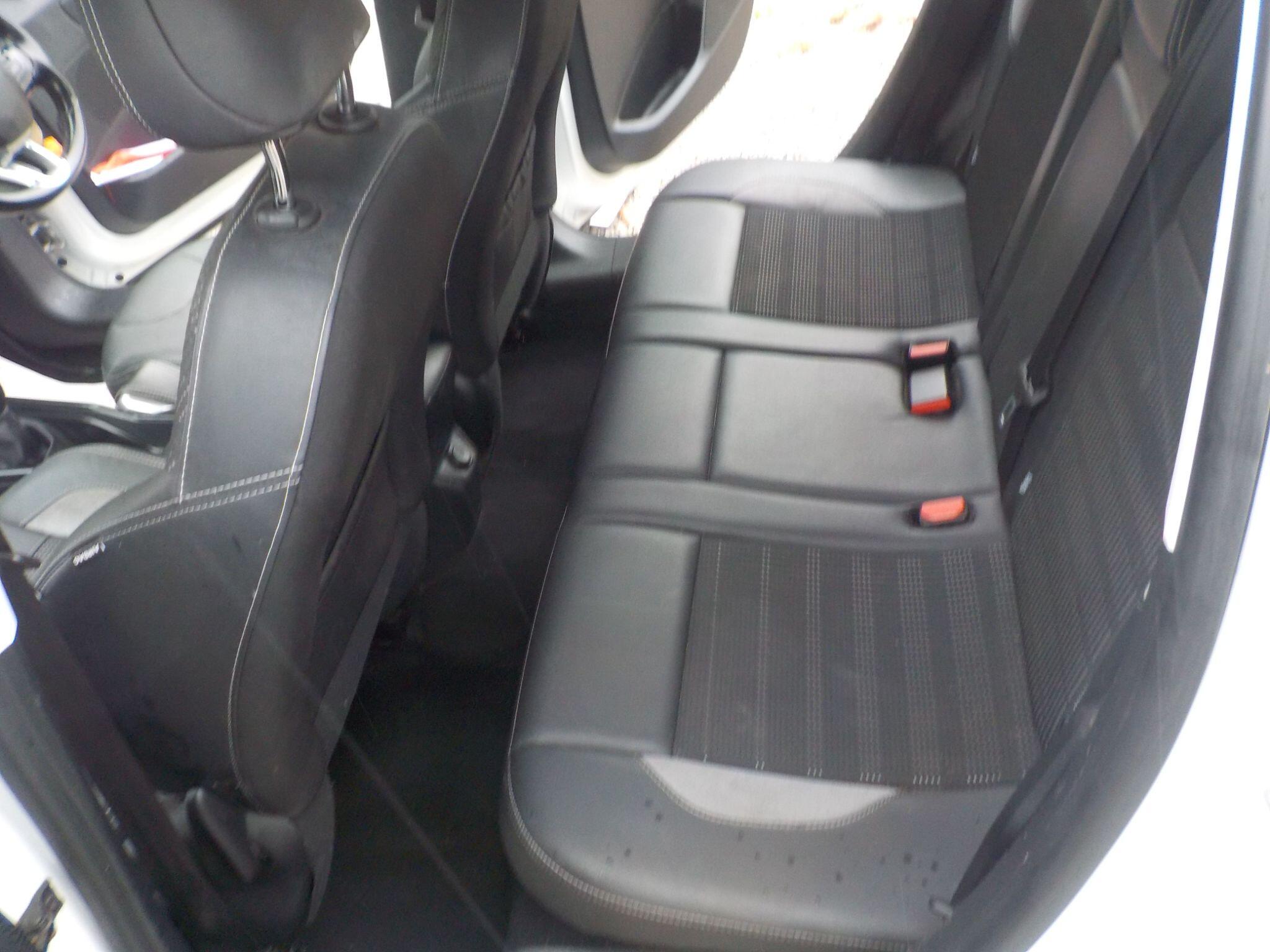 Peugeot 2008 1.6 BlueHDi Allure Euro 6 (s/s) 5dr