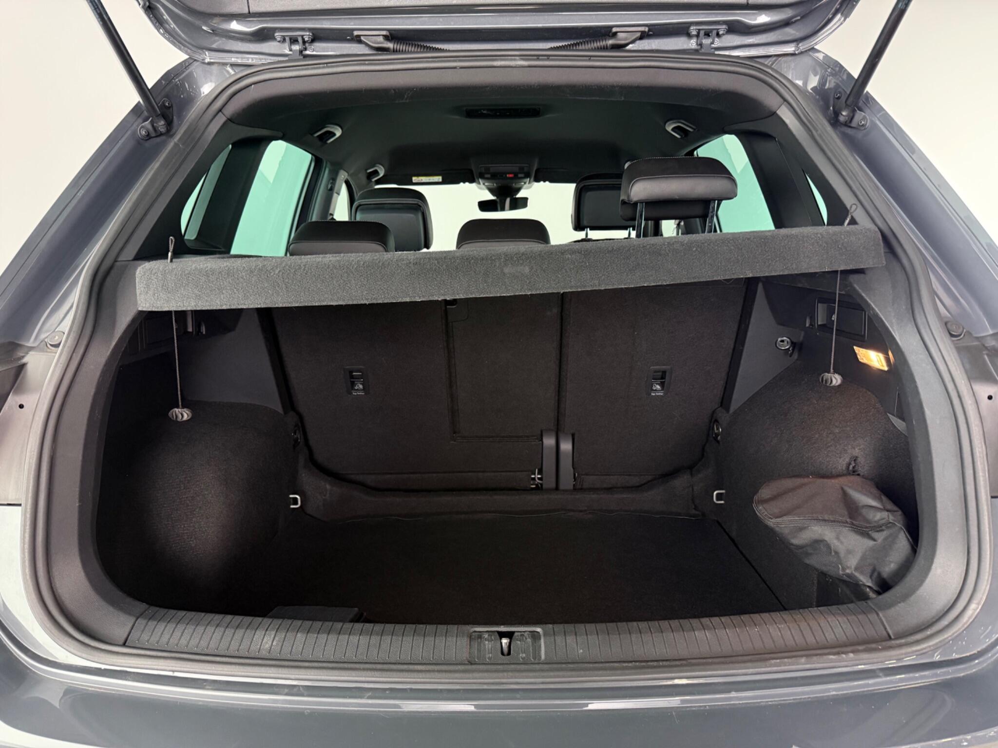 Volkswagen Tiguan view 10
