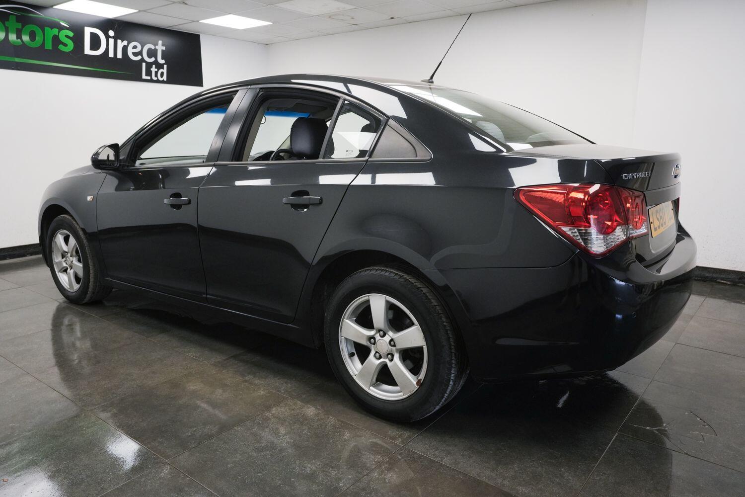Chevrolet Cruze view 7