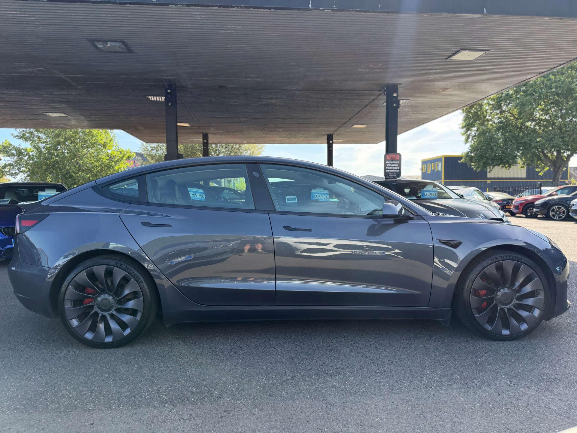 Tesla Model 3 view 14