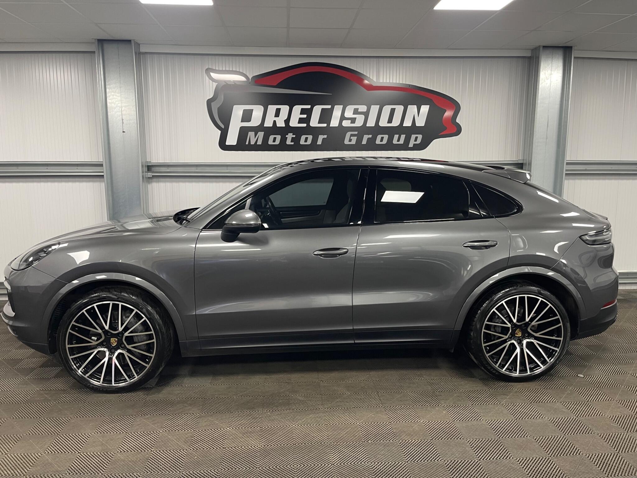 Porsche Cayenne view 17