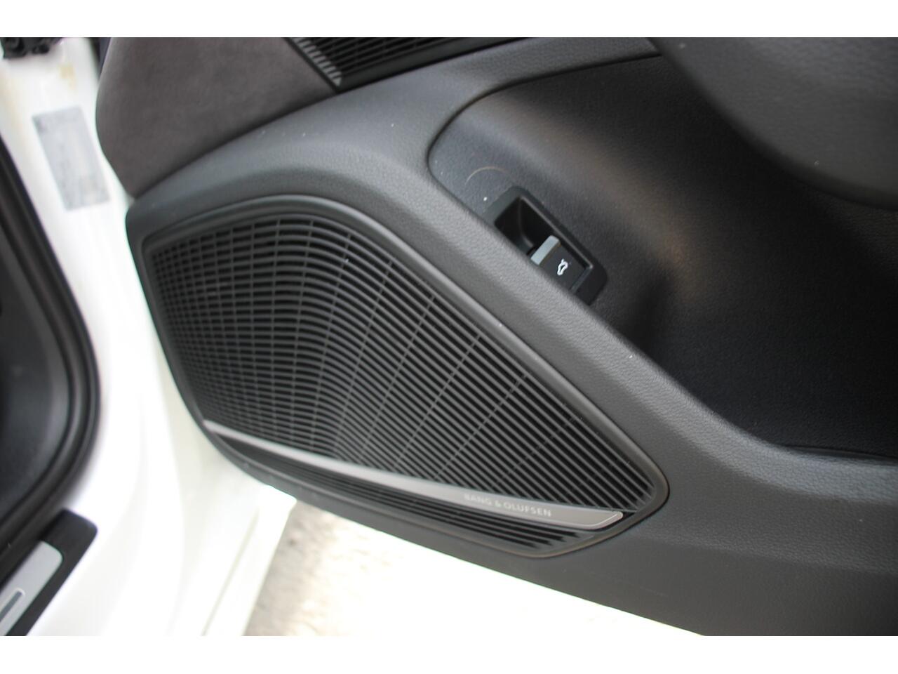 Audi A4 view 39