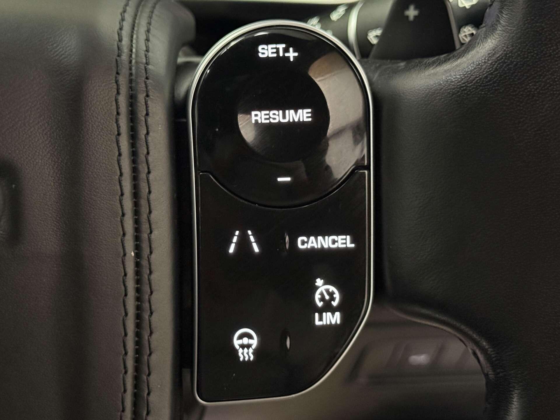 Land Rover Range Rover view 25