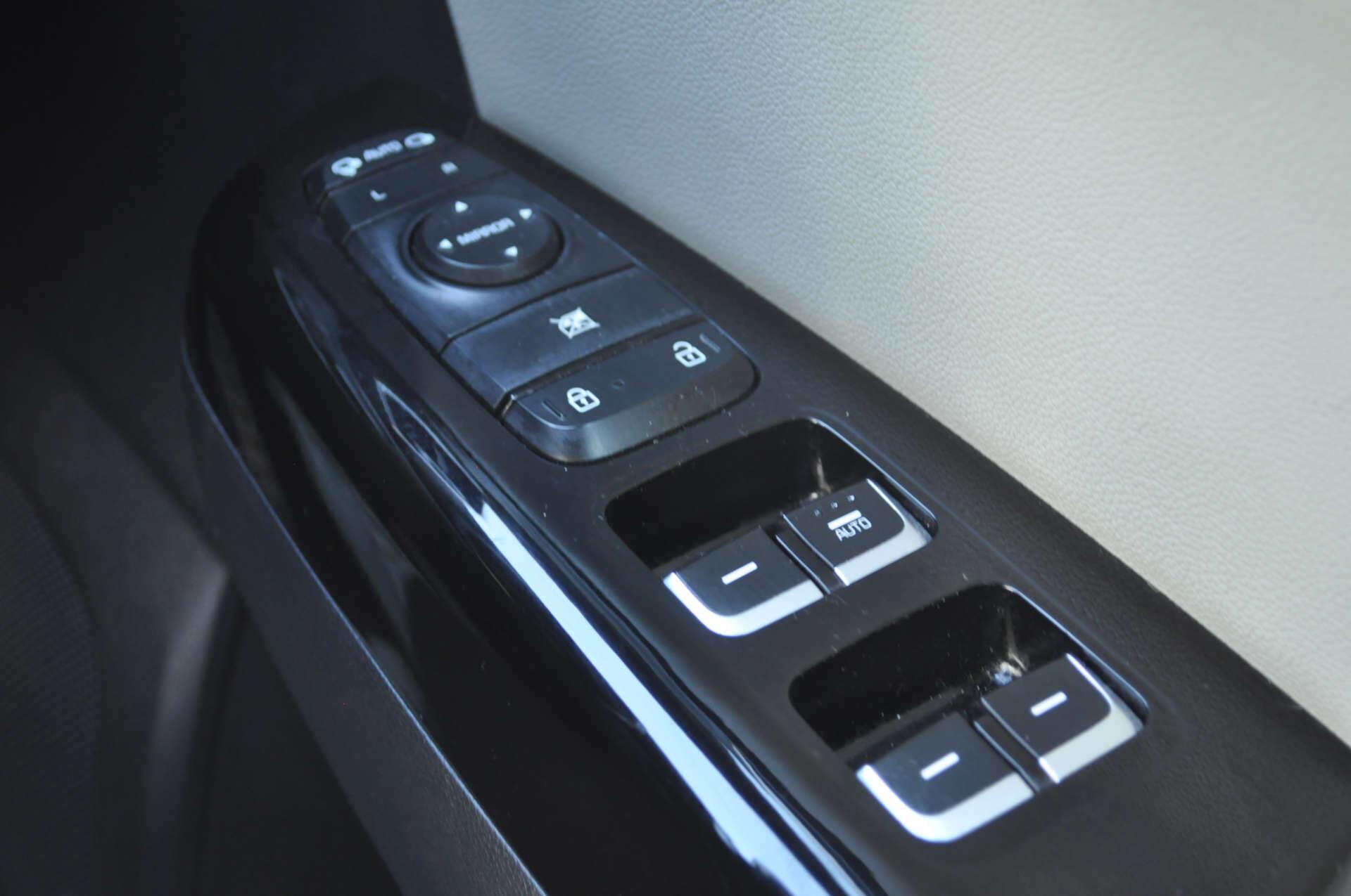 Kia Sportage view 27