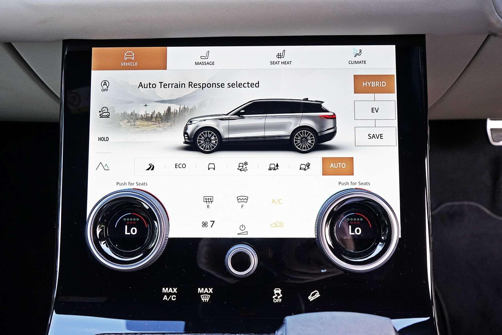 Land Rover Range Rover Velar view 19