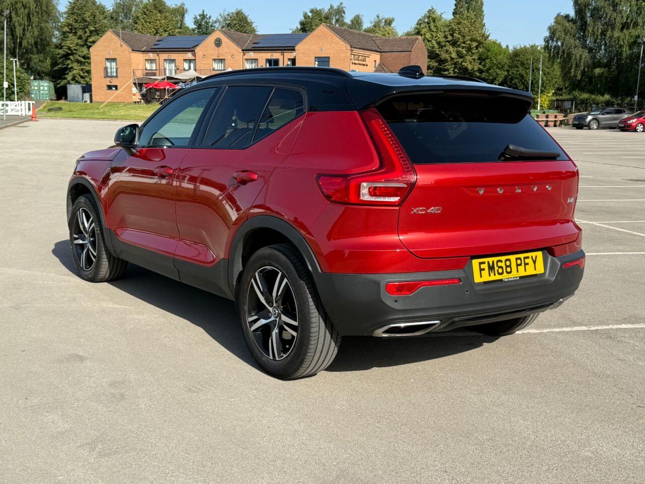 Volvo XC40 view 50