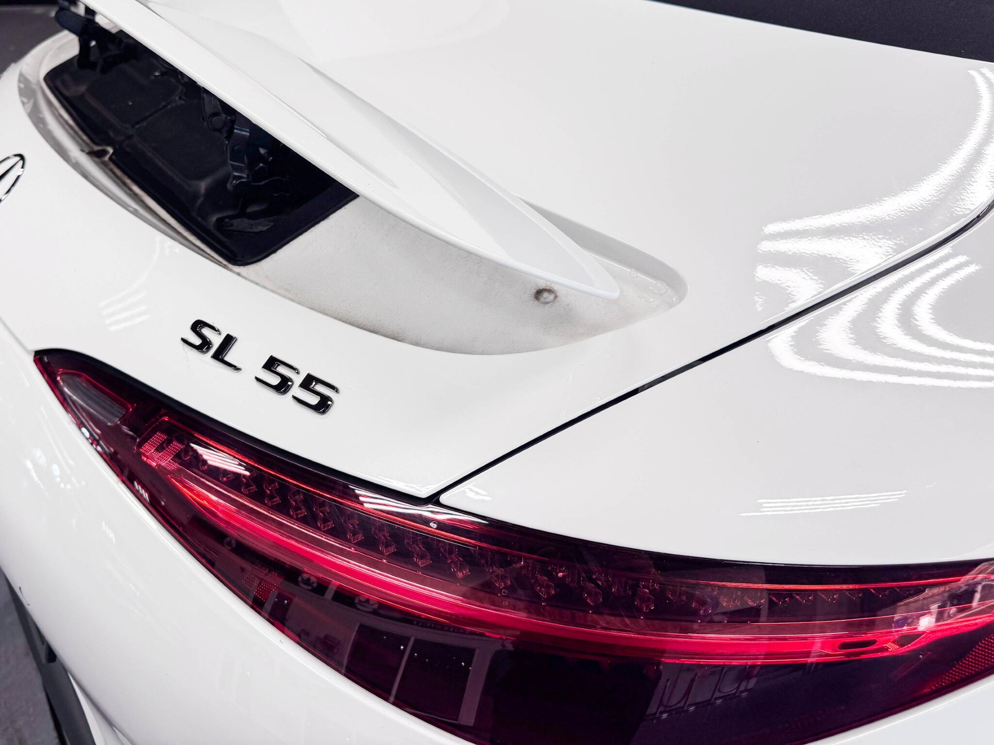 Mercedes-Benz SL view 24