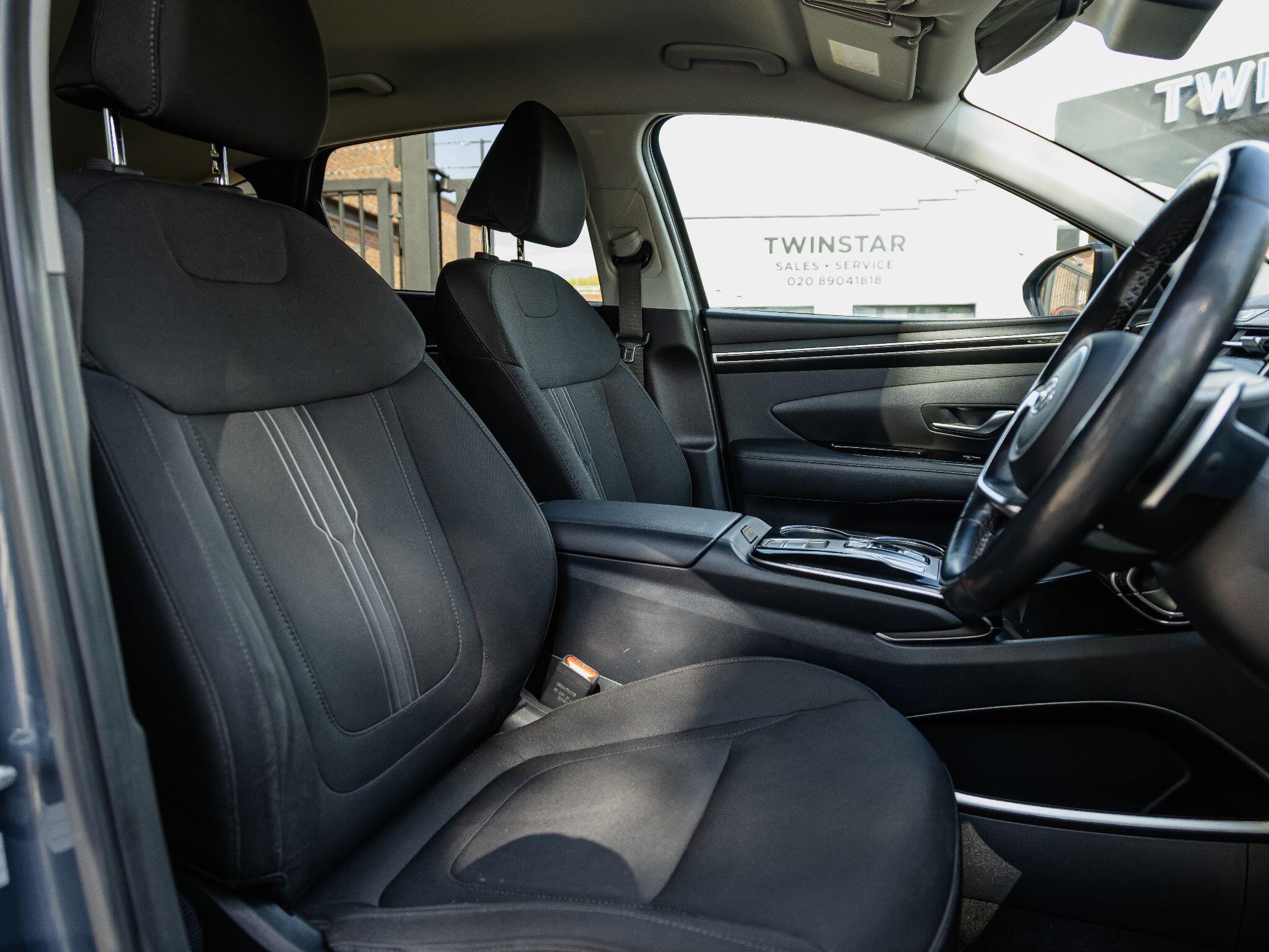 Hyundai Tucson view 16