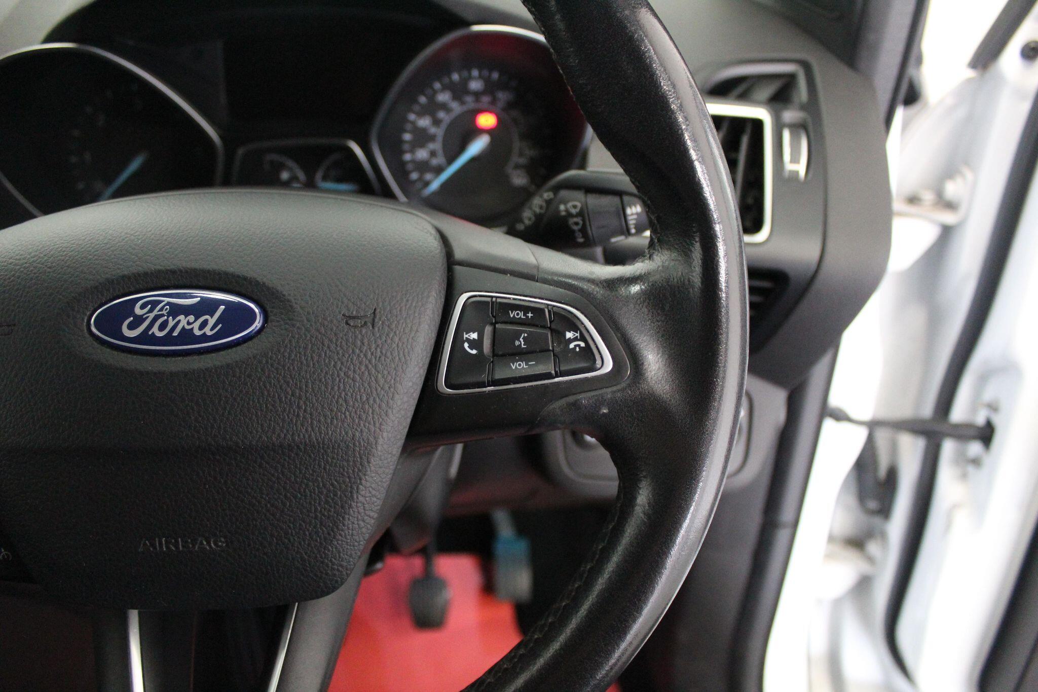 Ford Kuga view 41