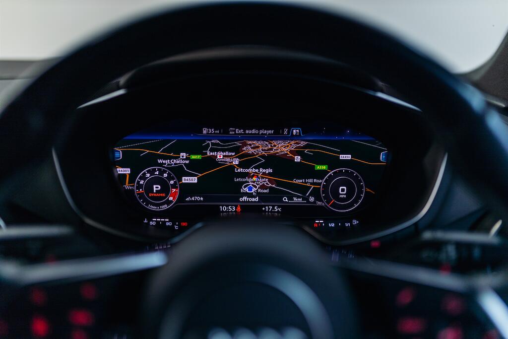 Audi TTS view 23