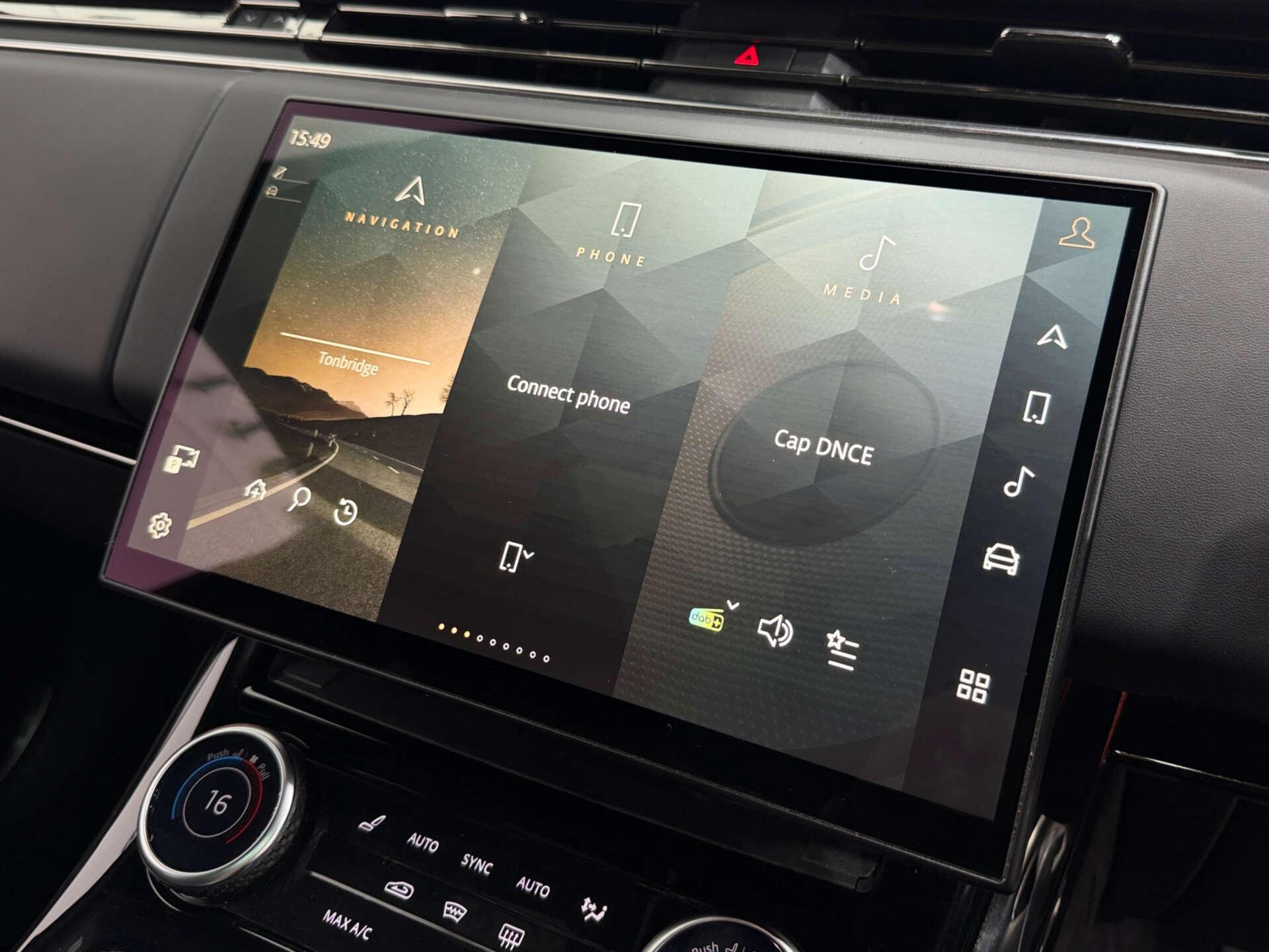 Land Rover Range Rover Sport view 43