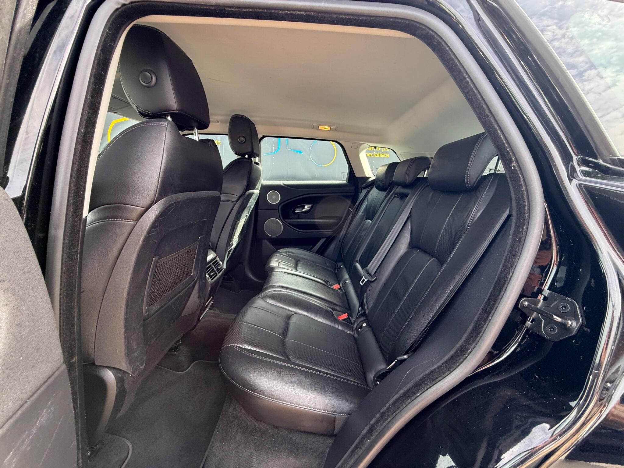 Land Rover Range Rover Evoque view 26