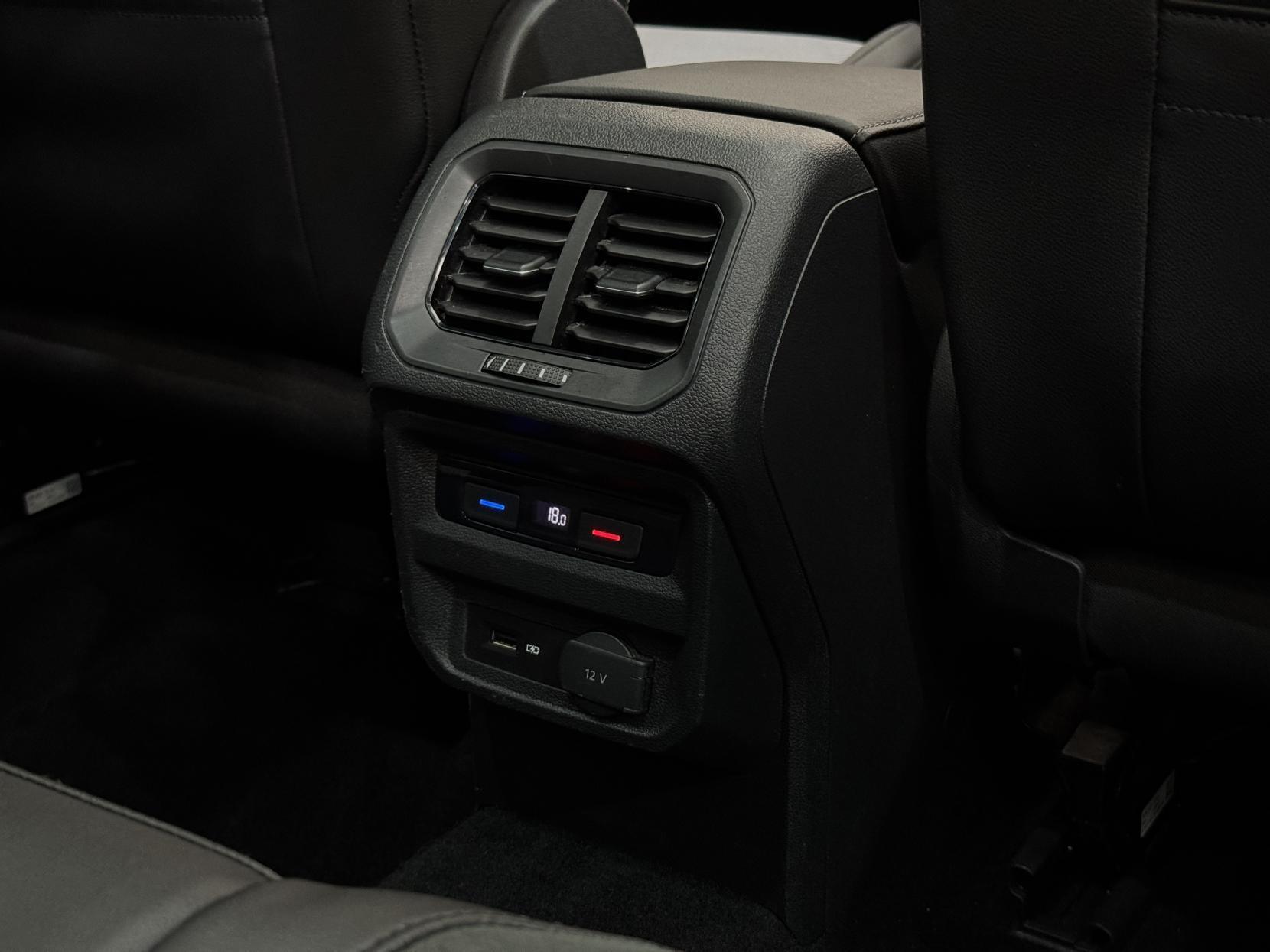 Volkswagen Tiguan view 52
