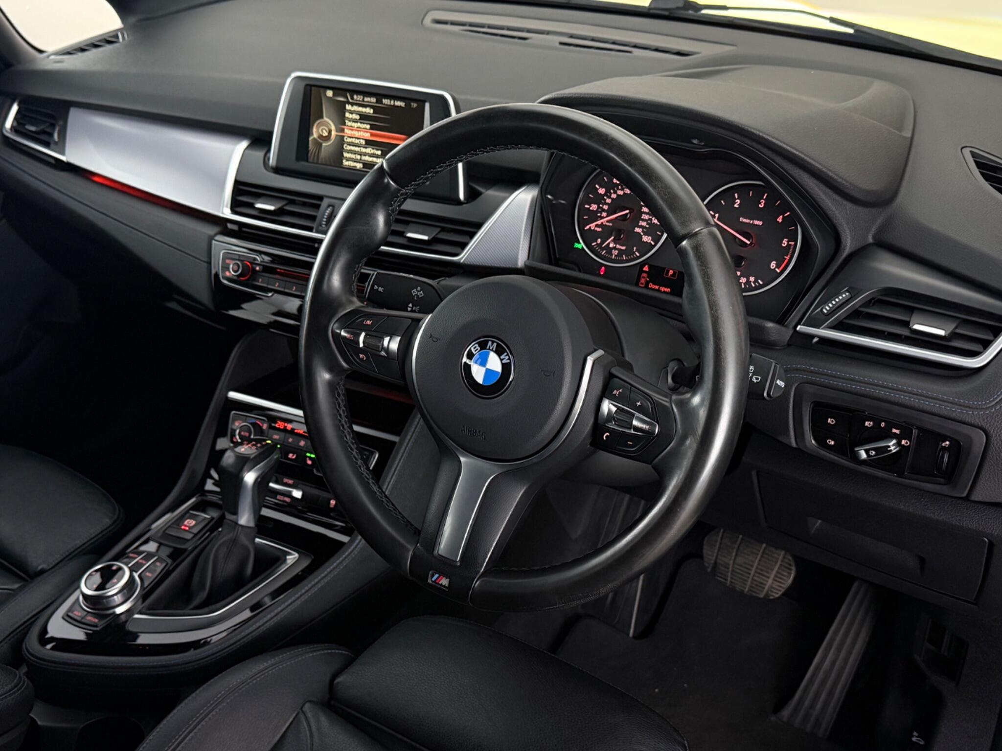 BMW 2 Series view 3