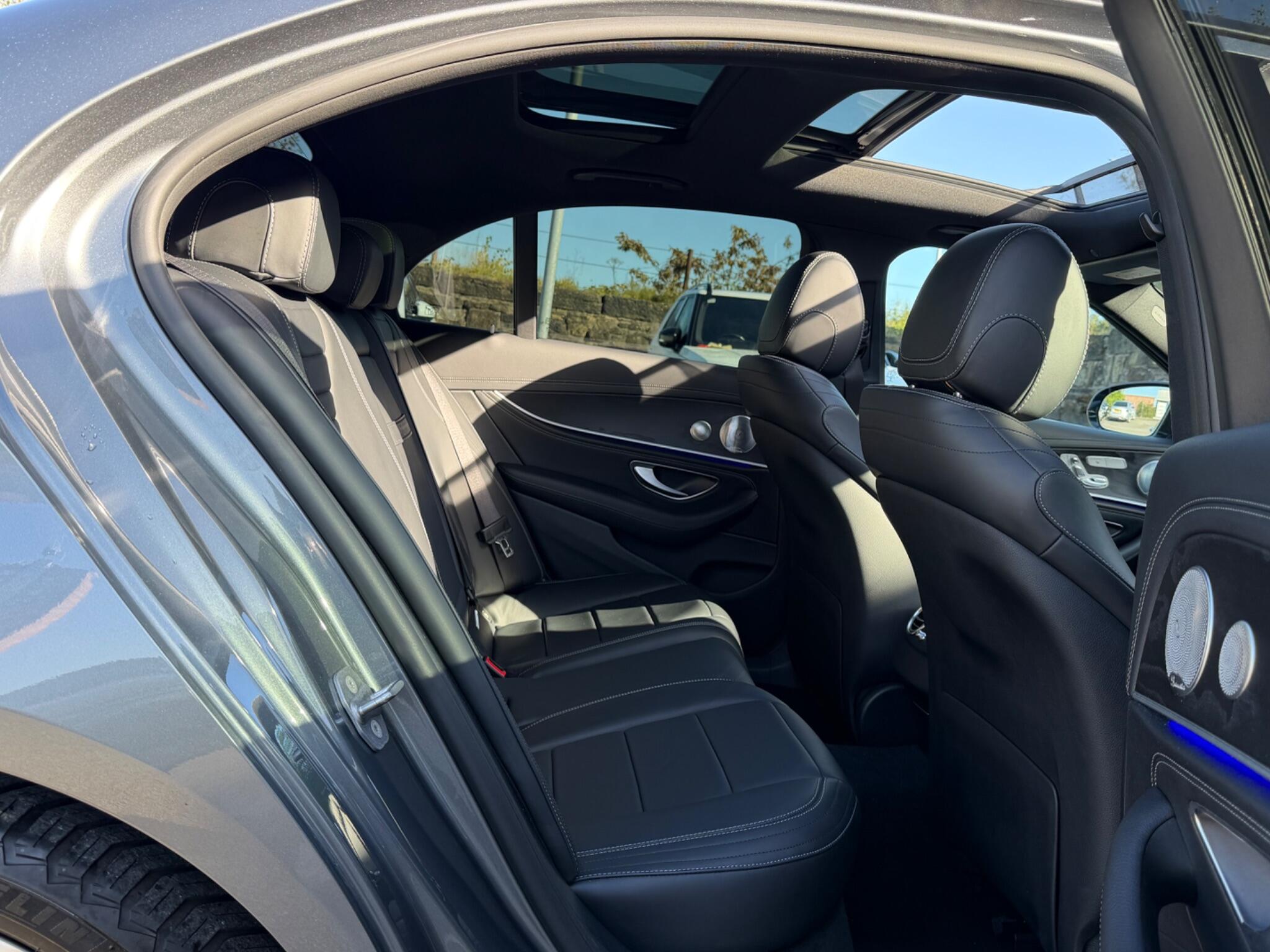 Mercedes-Benz E-Class view 22