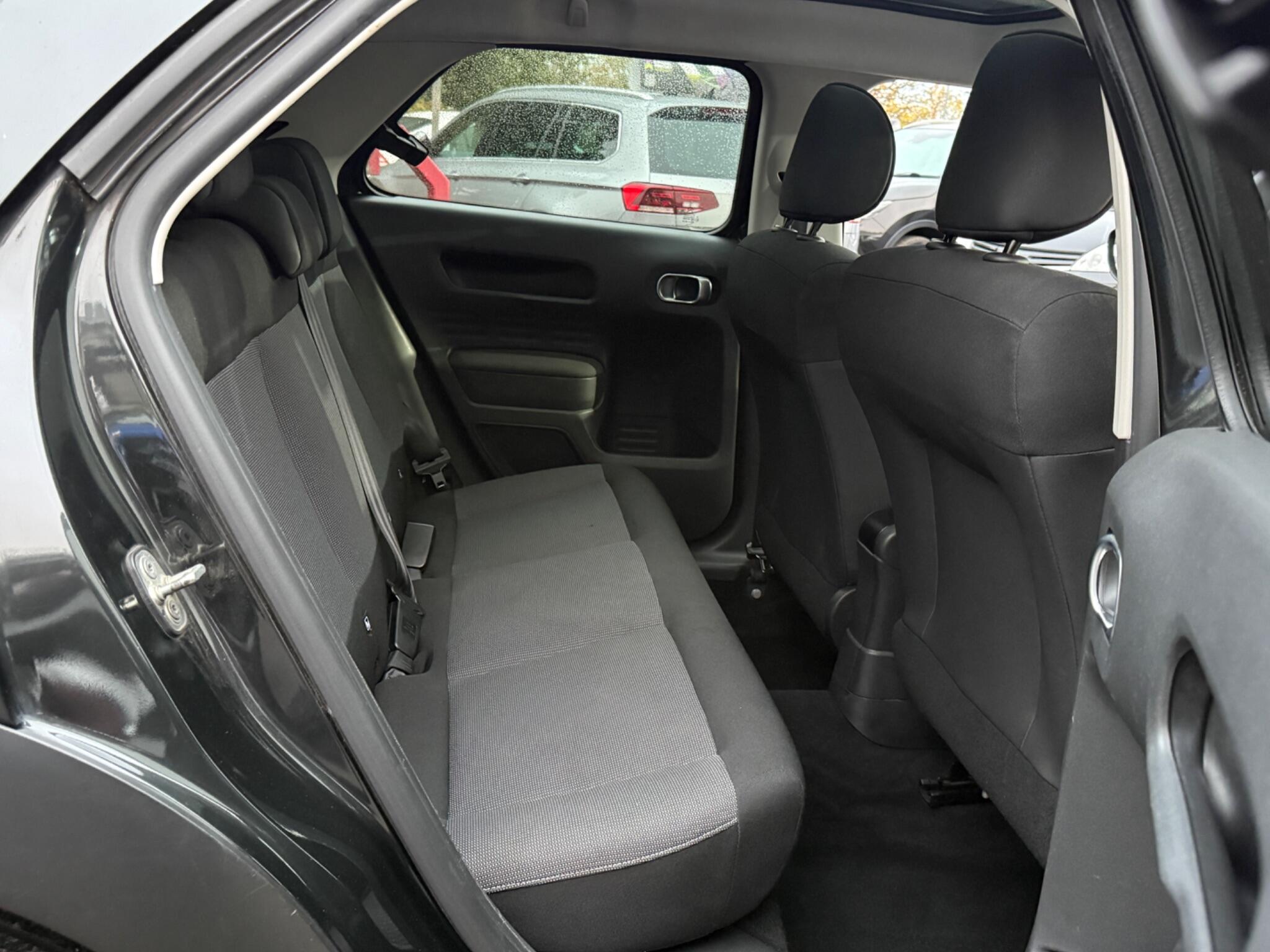 Citroen C4 Cactus - Image 17