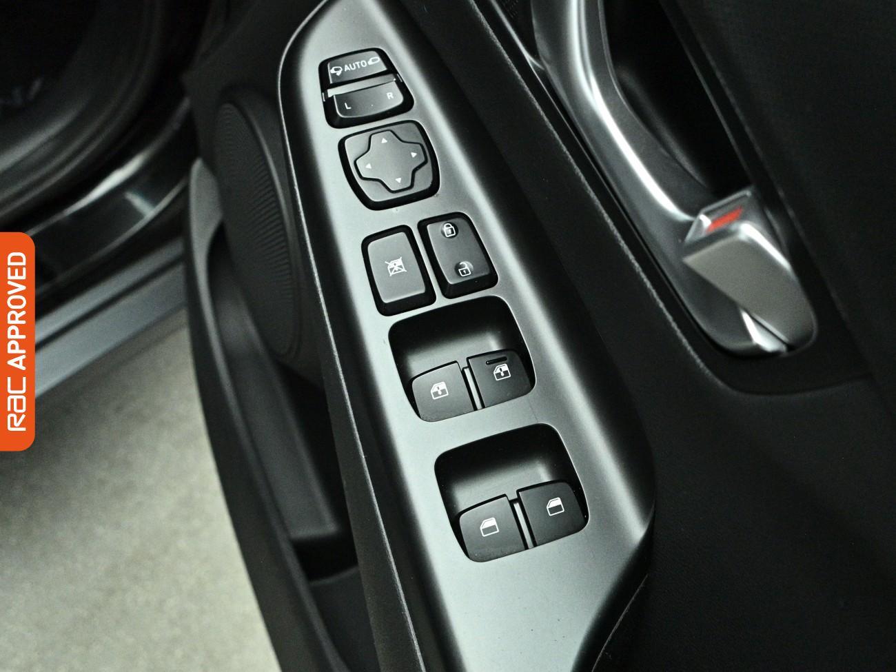 Hyundai Kona view 28