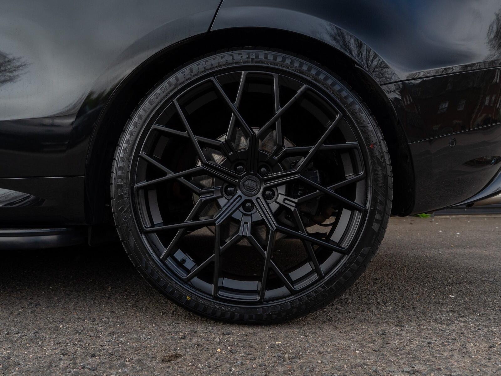Land Rover Range Rover Sport view 30