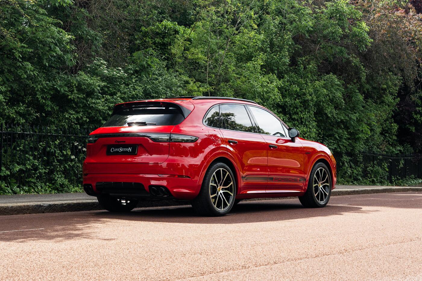 Porsche Cayenne view 4
