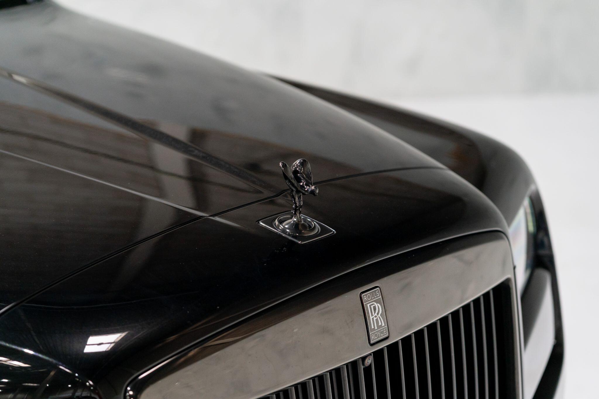 Rolls-Royce Cullinan view 50