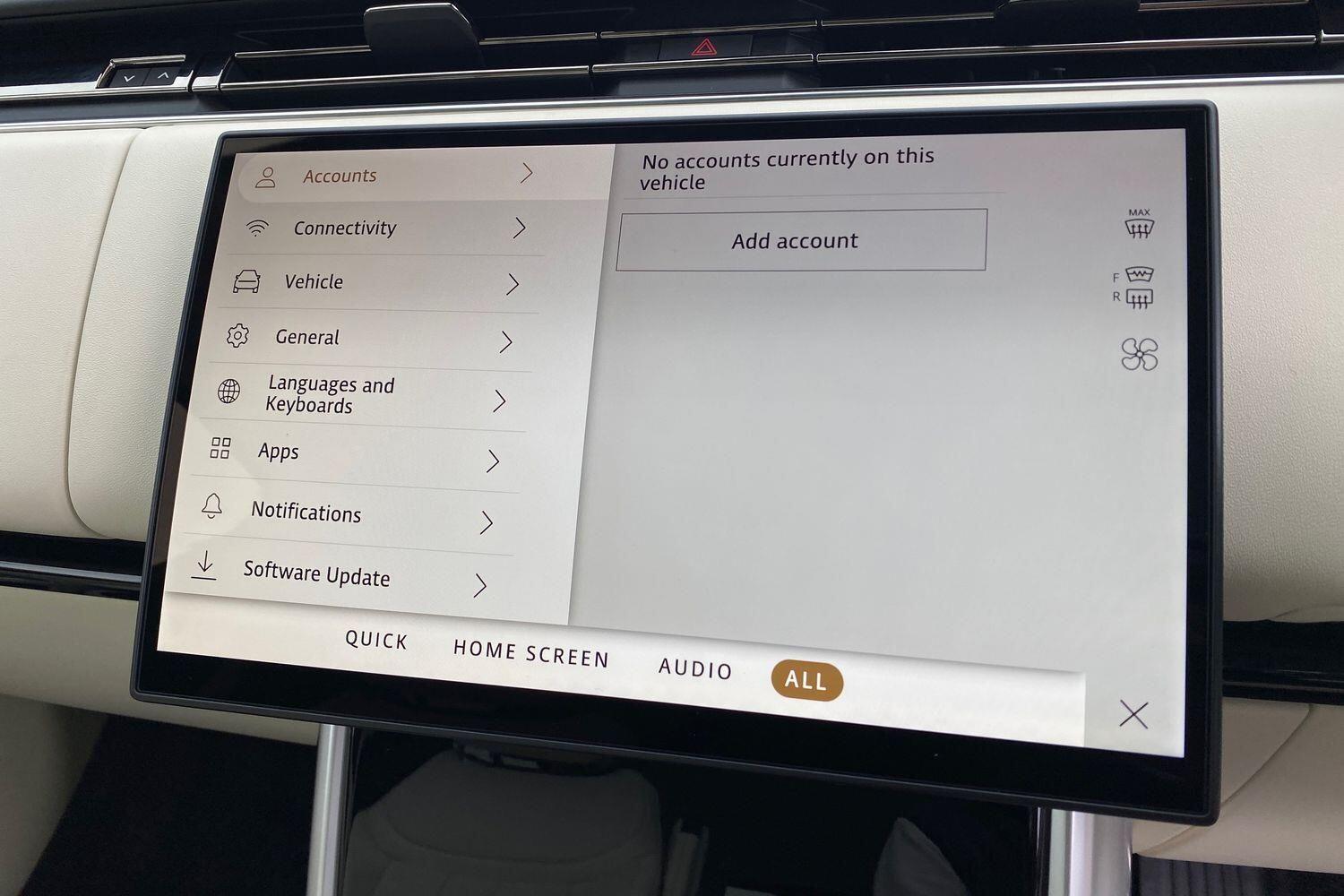 Land Rover Range Rover view 21