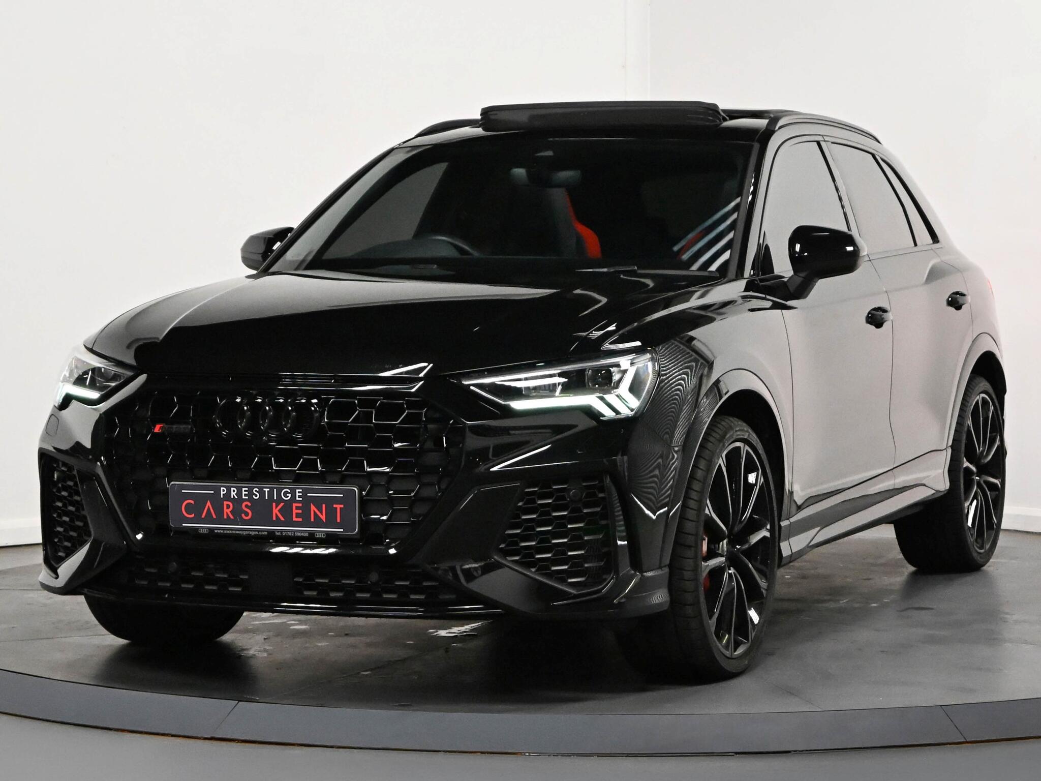 Audi RS Q3 view 6