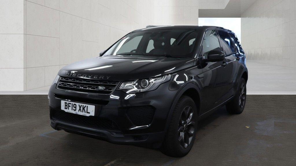Land Rover Discovery Sport view 7
