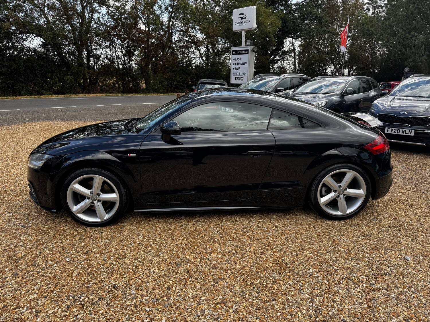 Audi TT view 5
