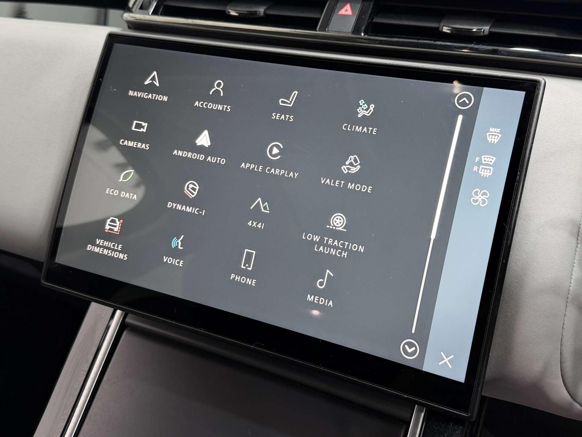 Land Rover Range Rover Velar view 43