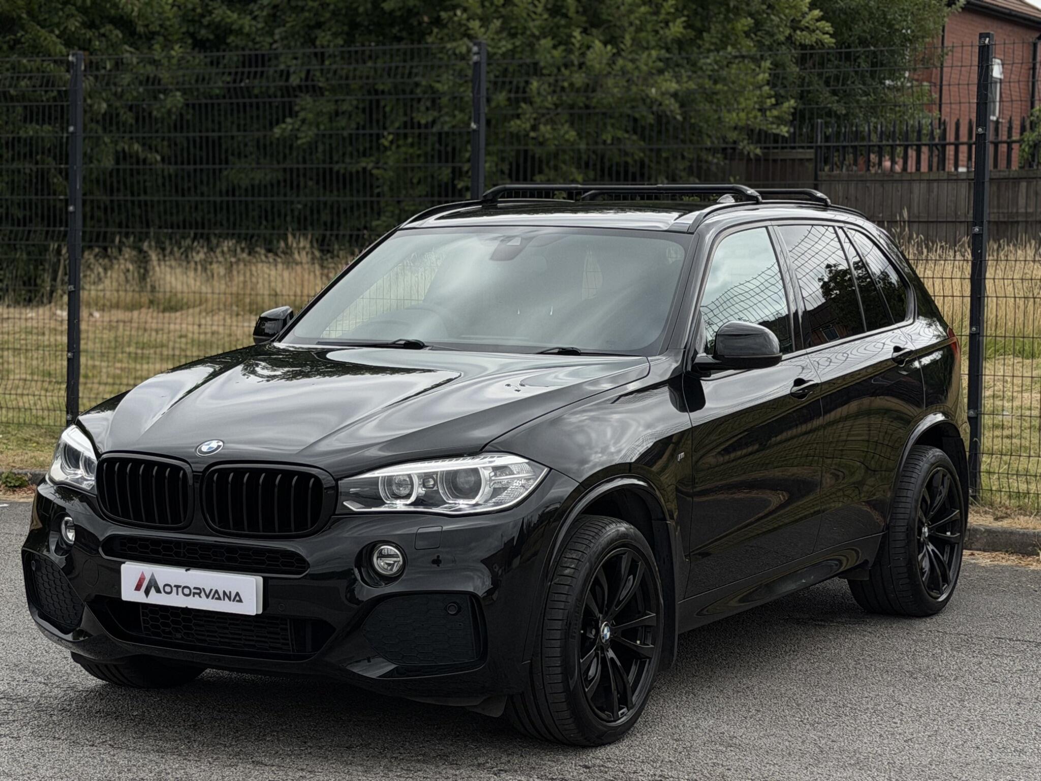 BMW X5 view 3
