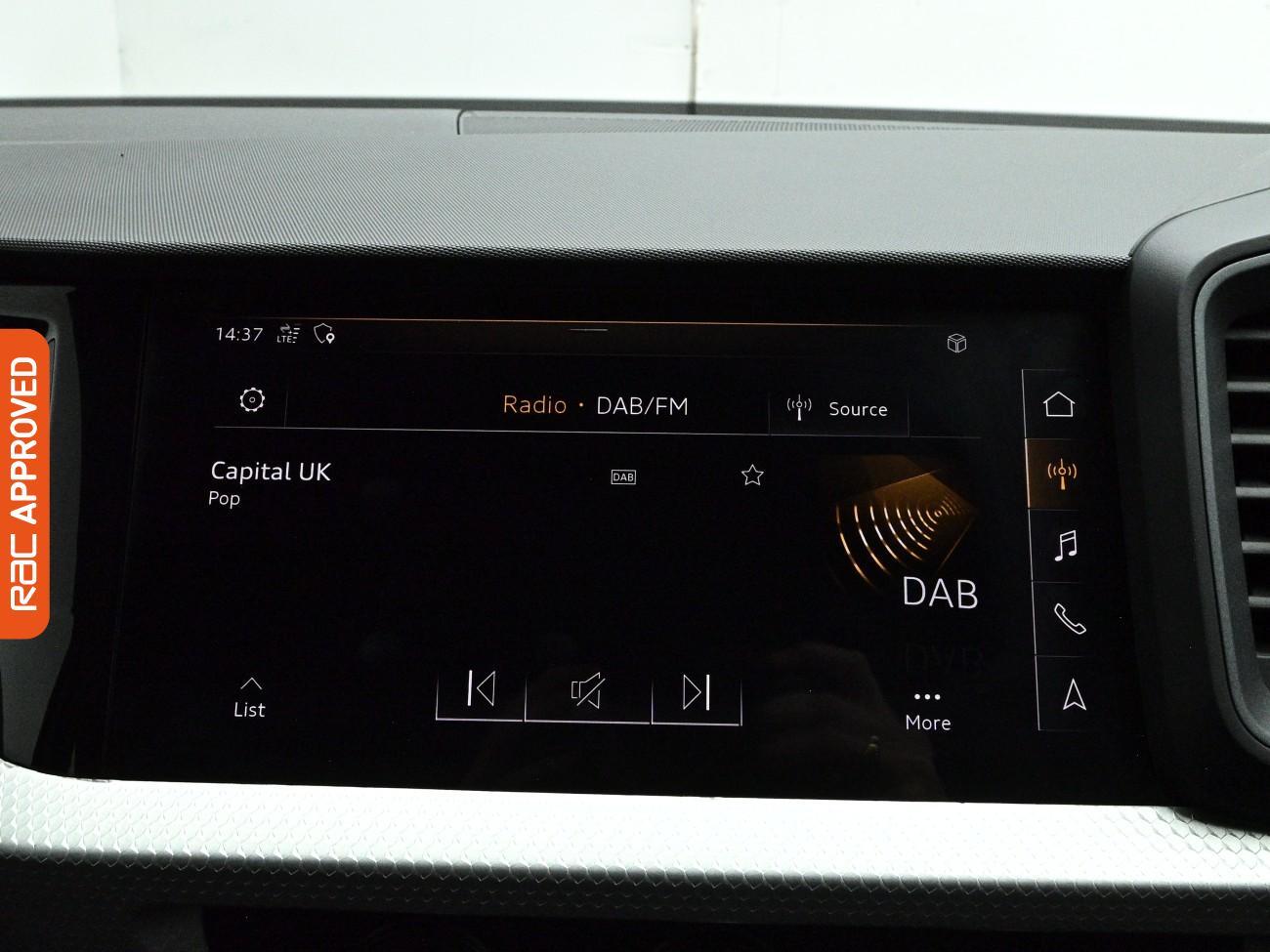 Audi A1 view 18