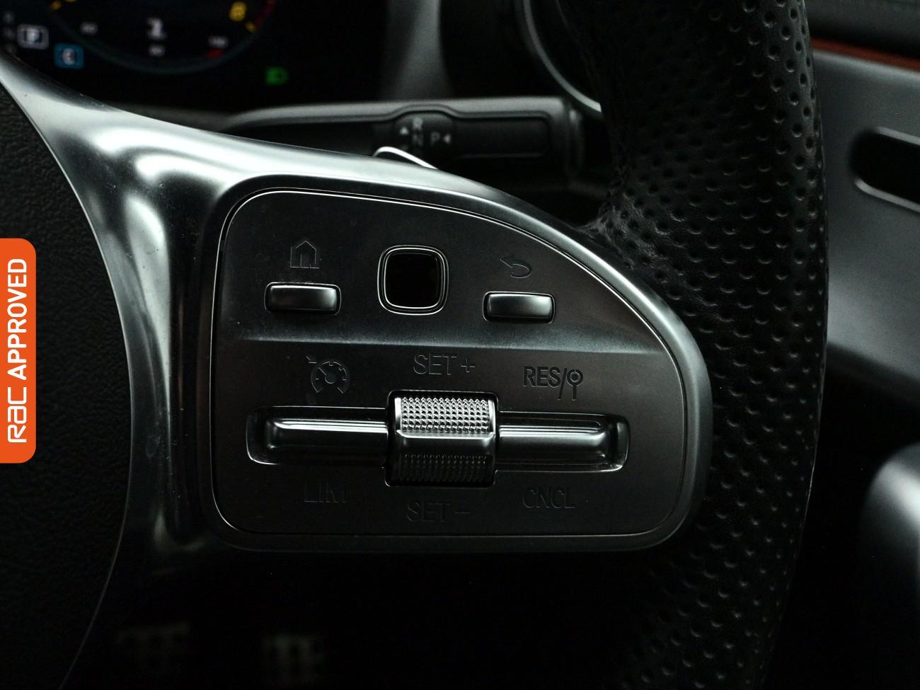 Mercedes-Benz Cla view 23