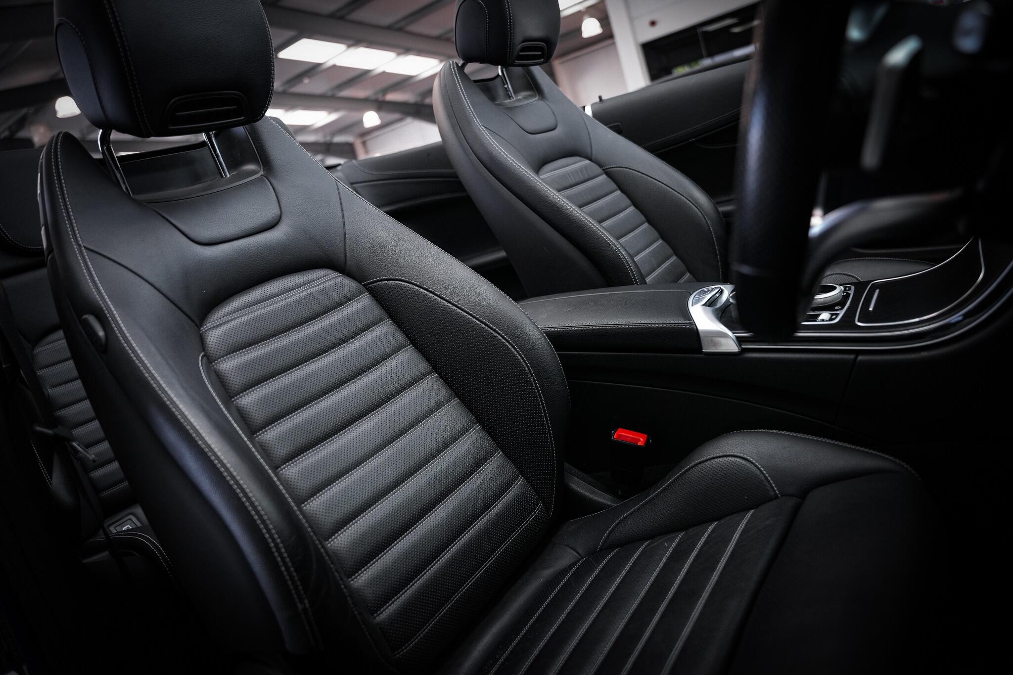 Mercedes-Benz C-Class view 17