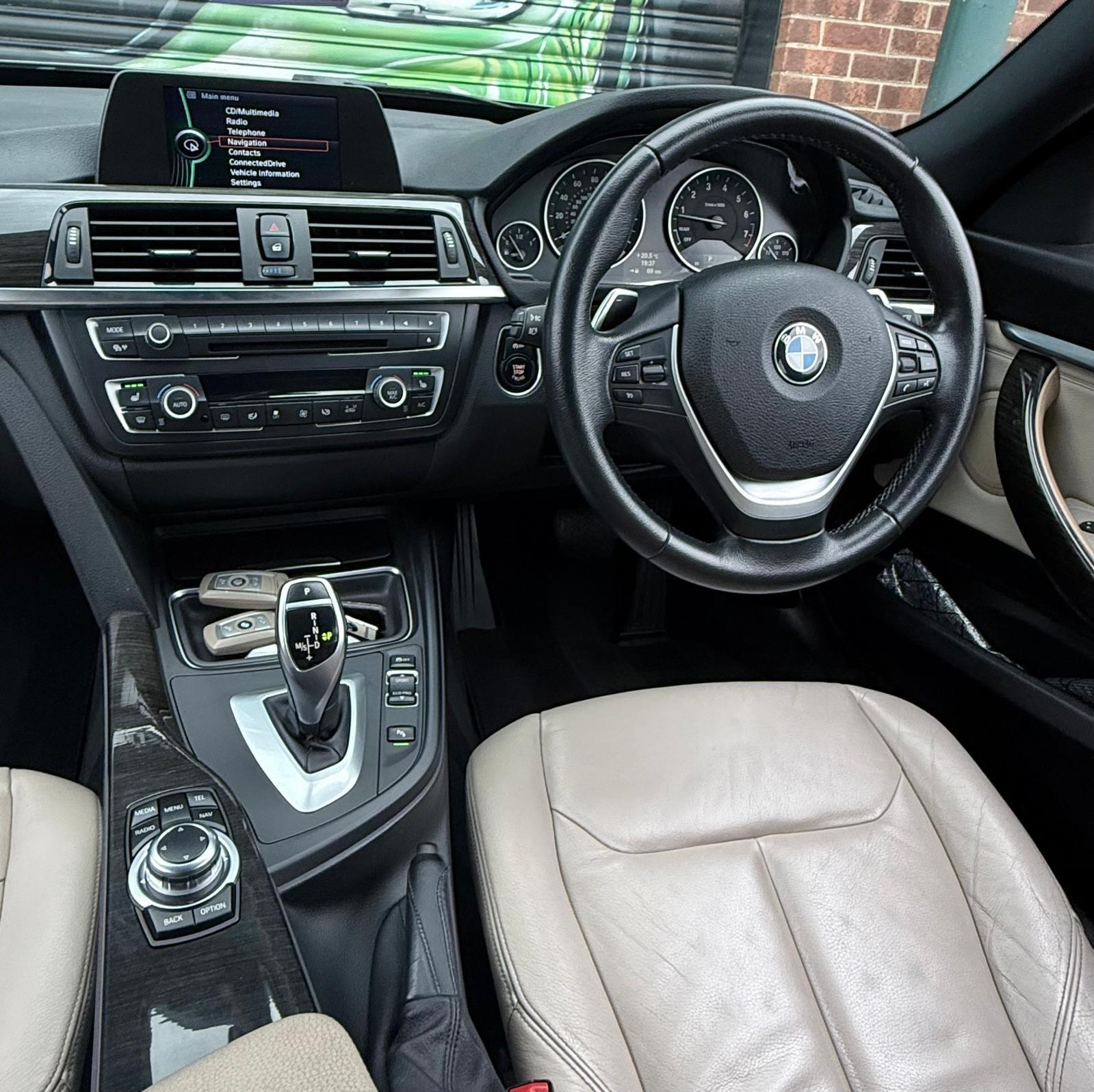 BMW 3 Series view 26