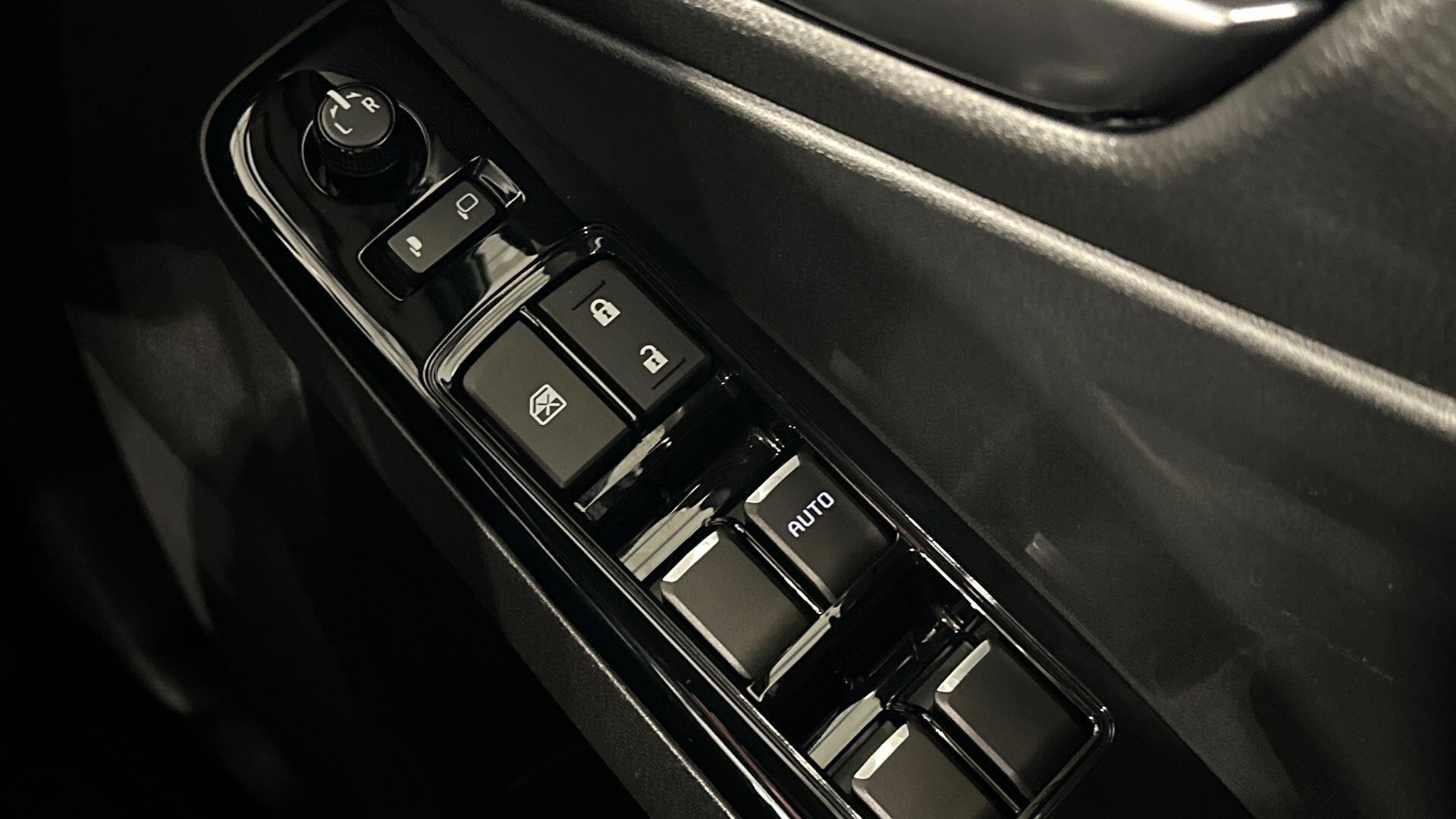 Isuzu D-Max view 20