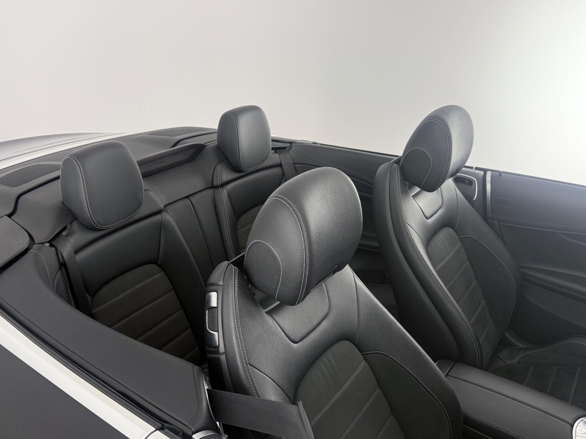 Mercedes-Benz C-Class view 38