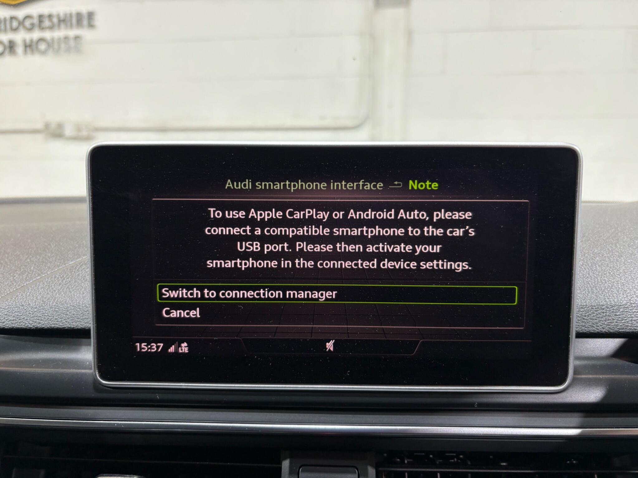 Audi RS4 Avant view 17