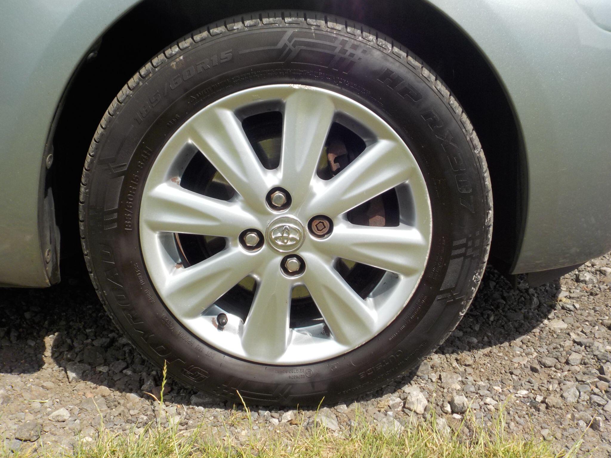 Toyota Yaris 1.33 Dual VVT-i TR Euro 4 (s/s) 5dr