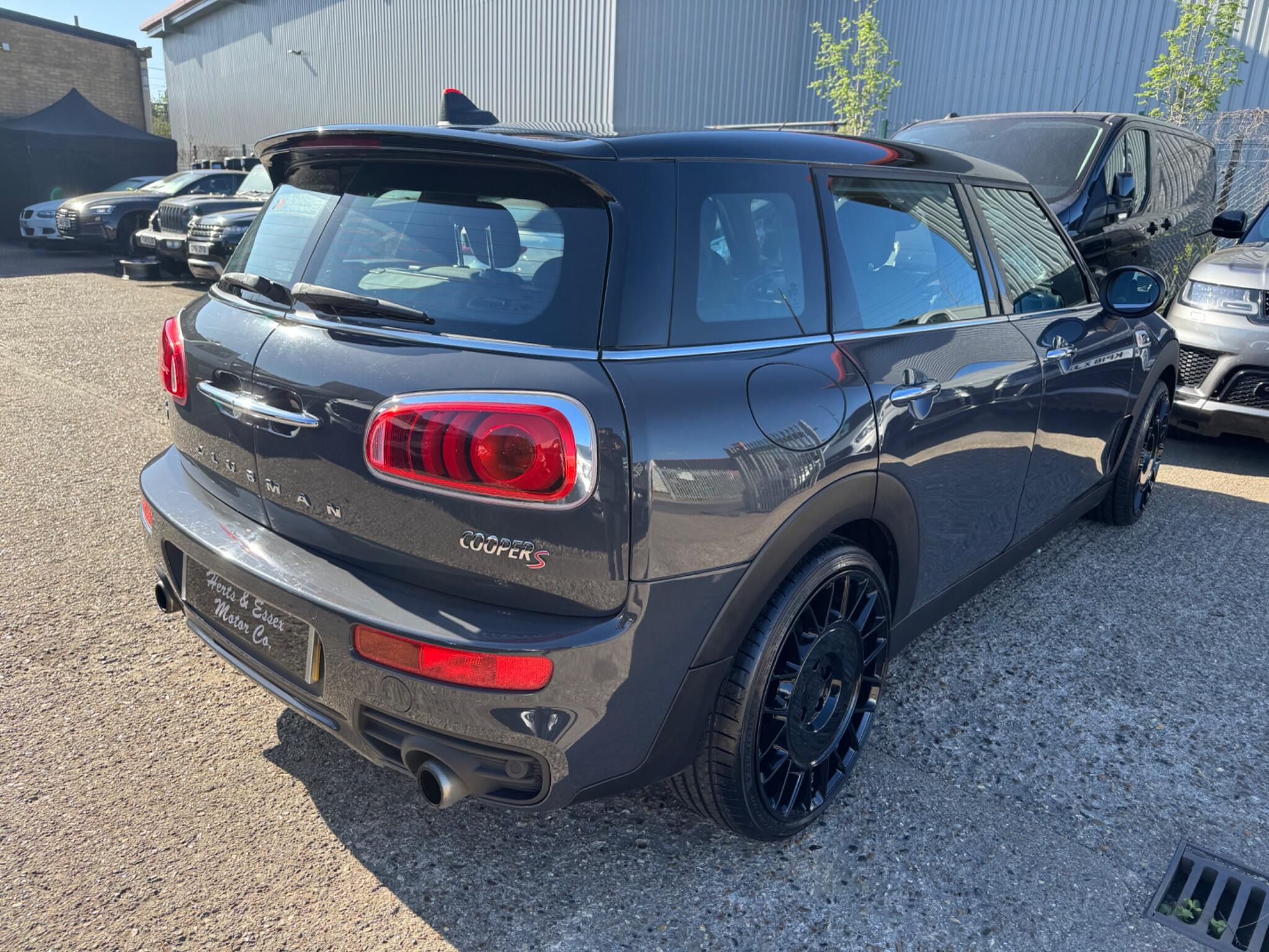 Mini Clubman view 15
