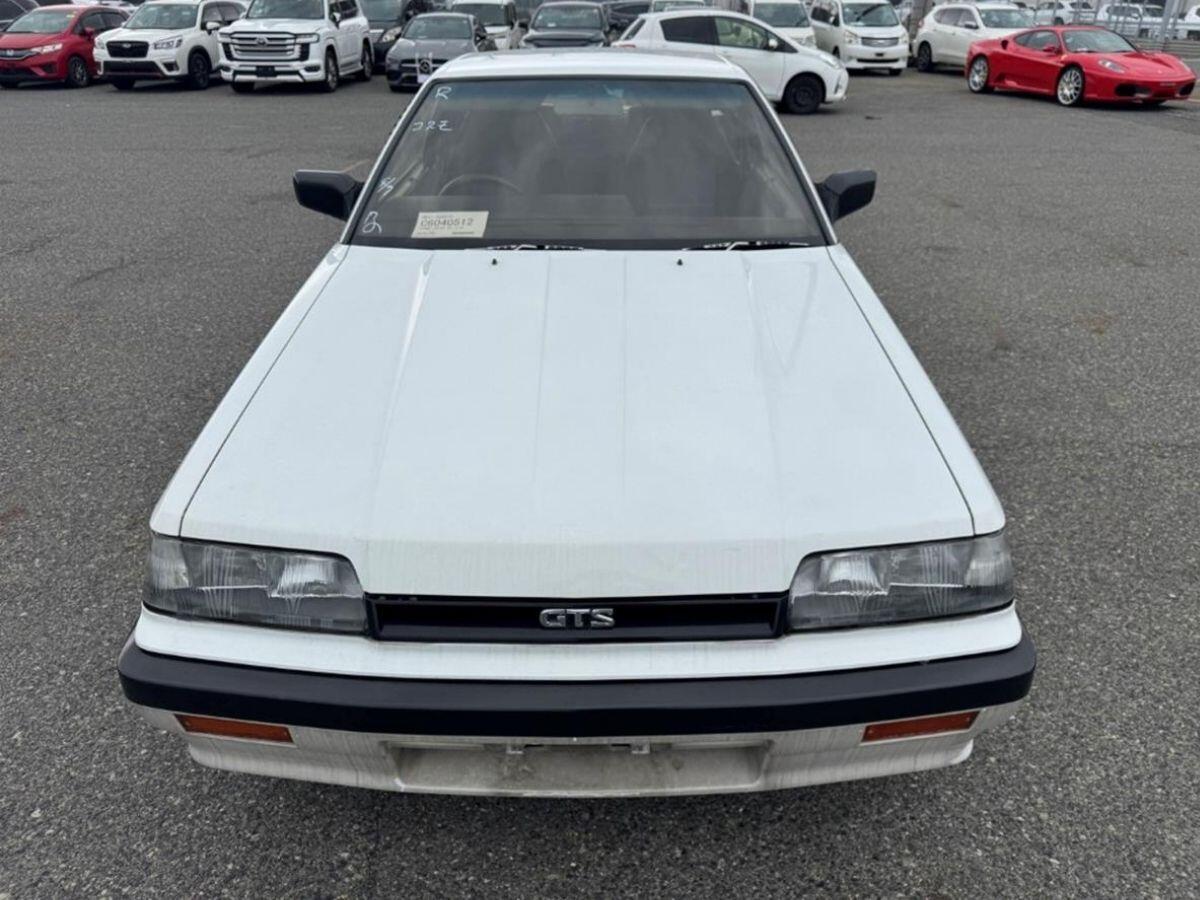 Nissan Skyline view 8