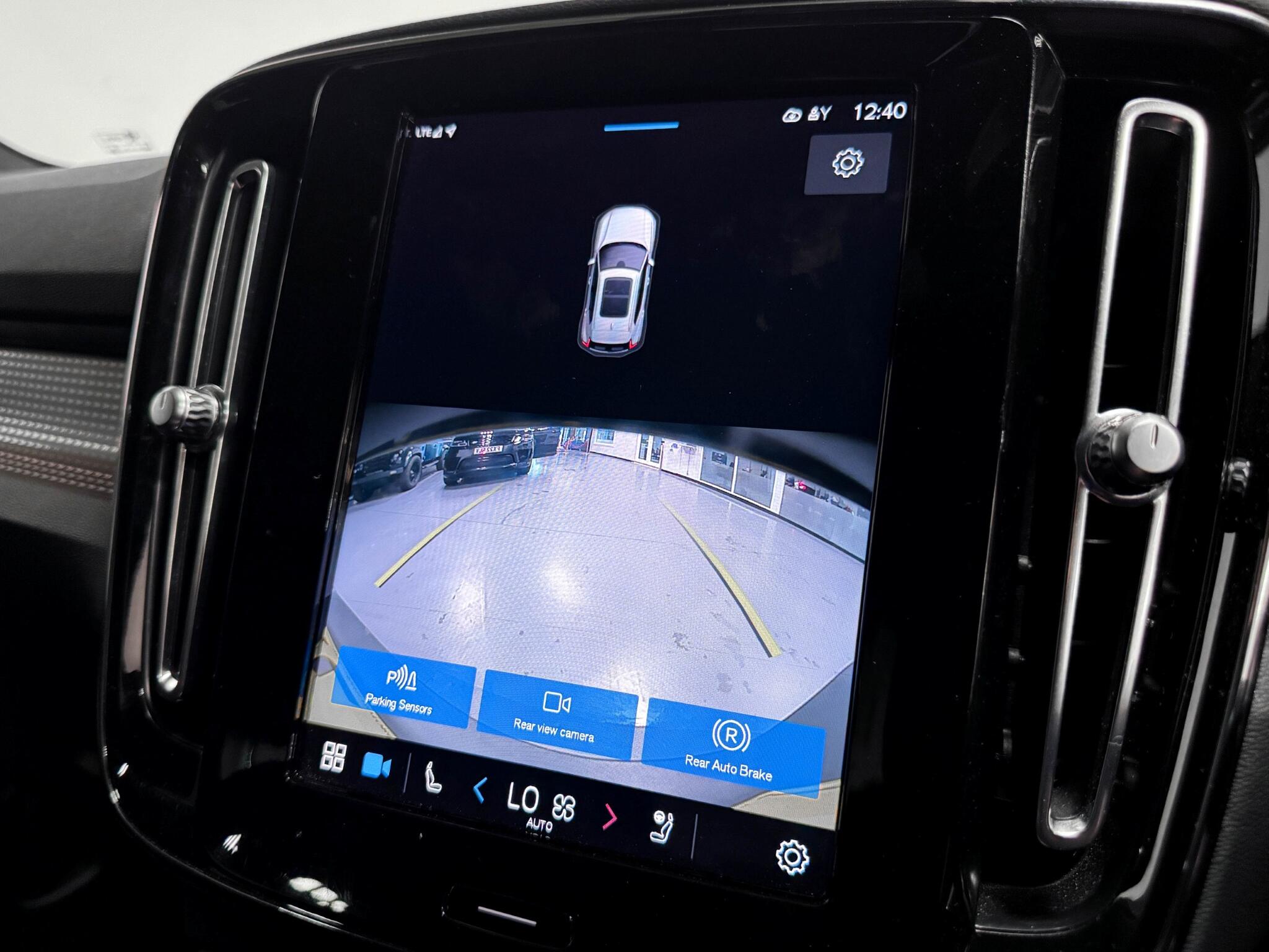 Volvo XC40 view 46